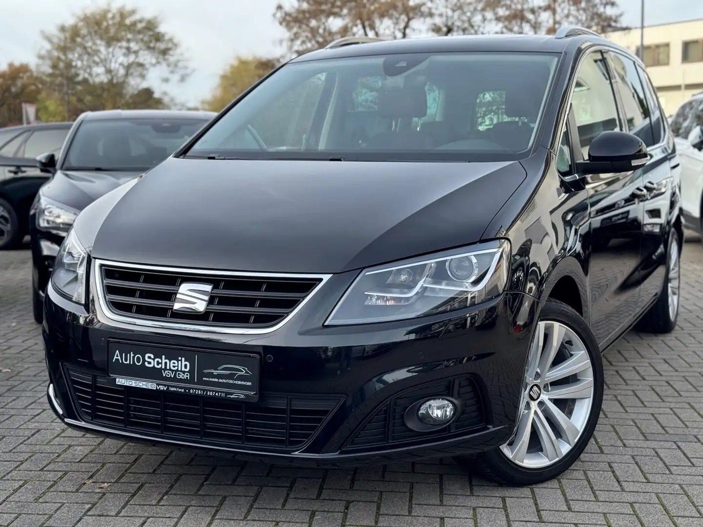 SEAT Alhambra FR-Line*7-Sitzer*1.Hd*Kamera*NAVI*Pano Schwarz - 1