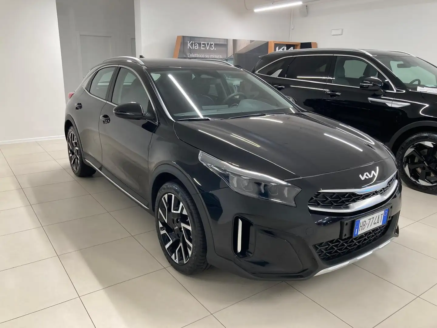 Kia XCeed XCeed 2022 1.0 t-gdi Gpl Business 94cv mt km0.... Noir - 2