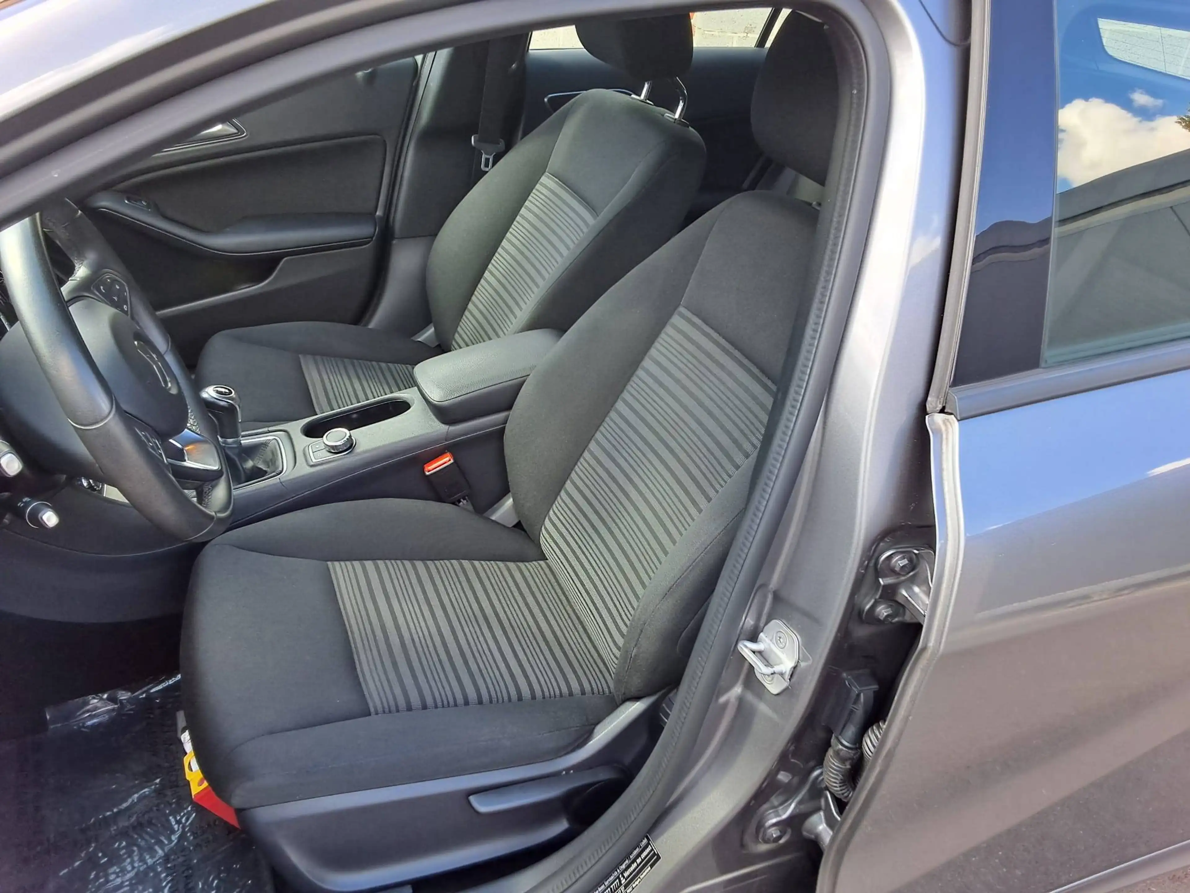 Mercedes-Benz A 180 A 180d Edition *NAVI AIRCO 1STE EIGENAAR* — photo 8
