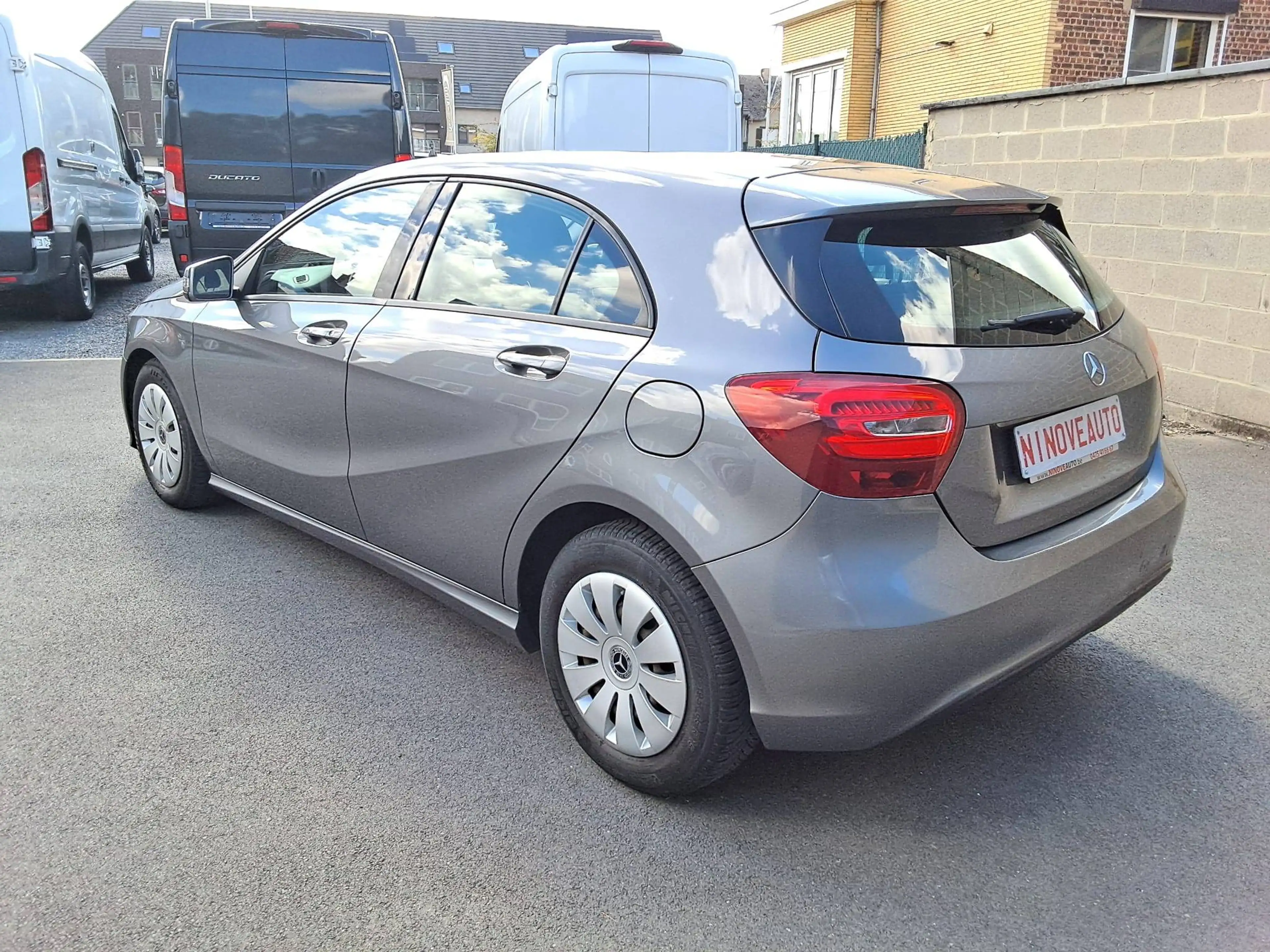 Mercedes-Benz A 180 A 180d Edition *NAVI AIRCO 1STE EIGENAAR* — photo 3