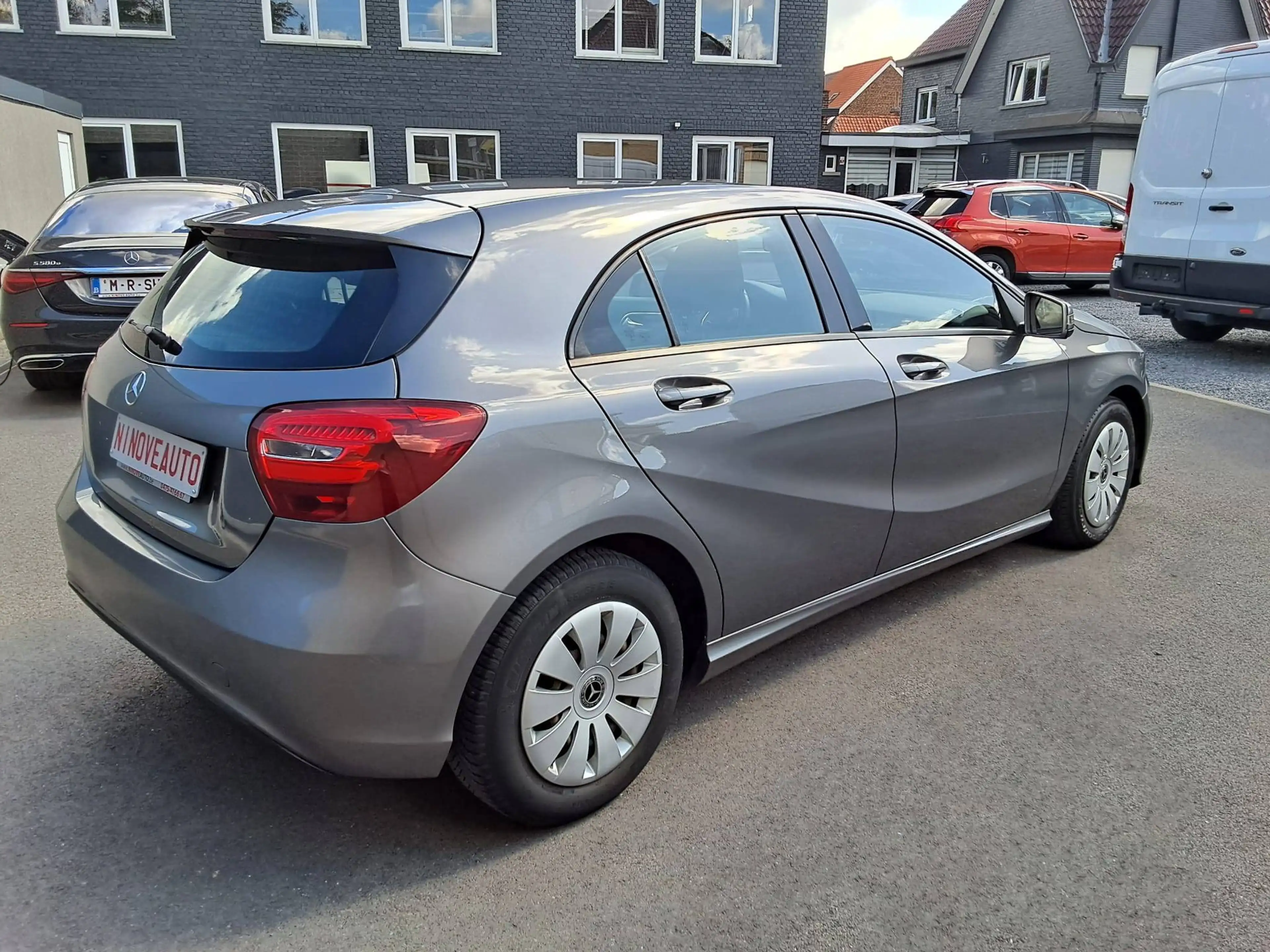 Mercedes-Benz A 180 A 180d Edition *NAVI AIRCO 1STE EIGENAAR* — photo 5