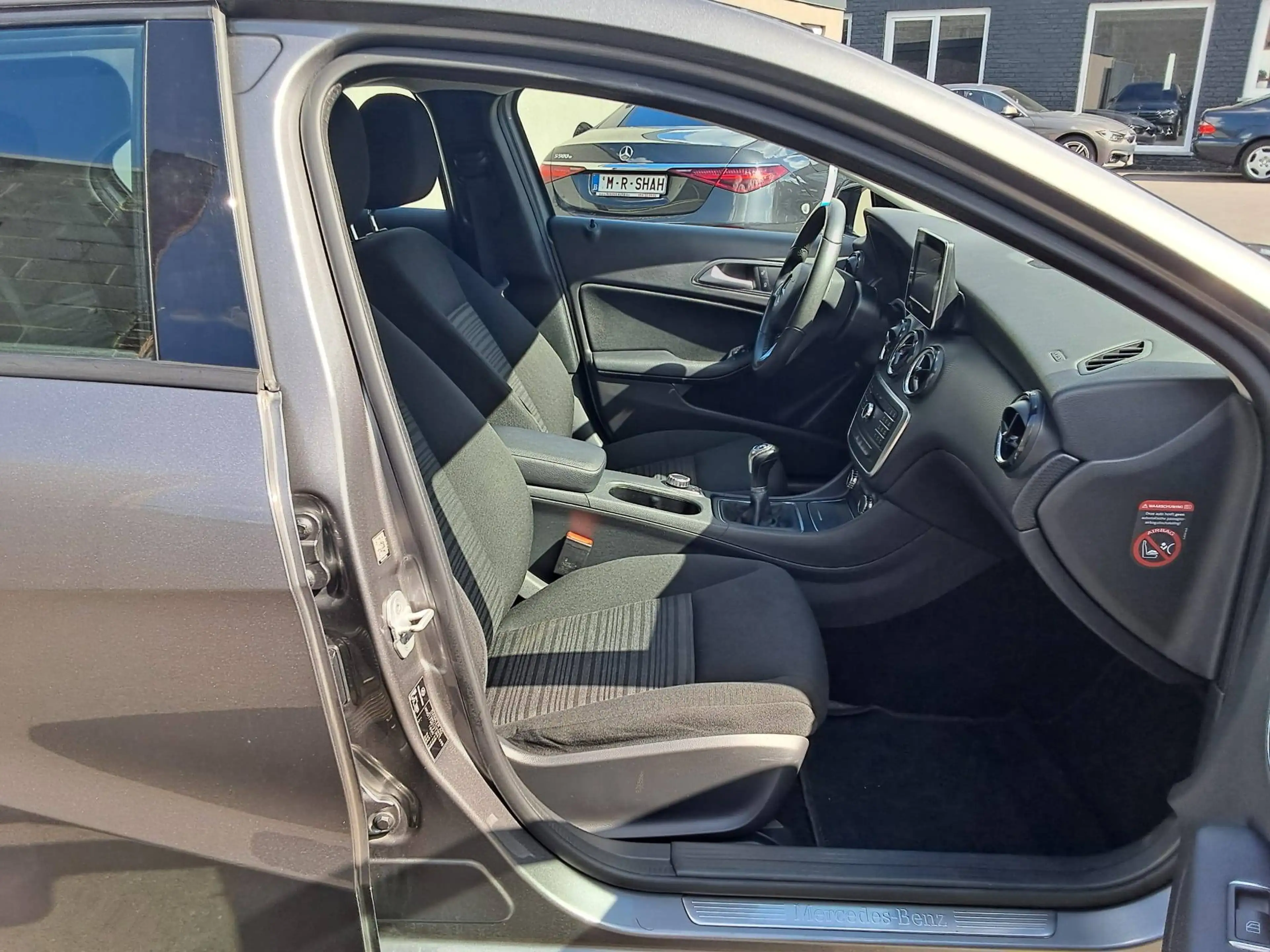 Mercedes-Benz A 180 A 180d Edition *NAVI AIRCO 1STE EIGENAAR* — photo 13