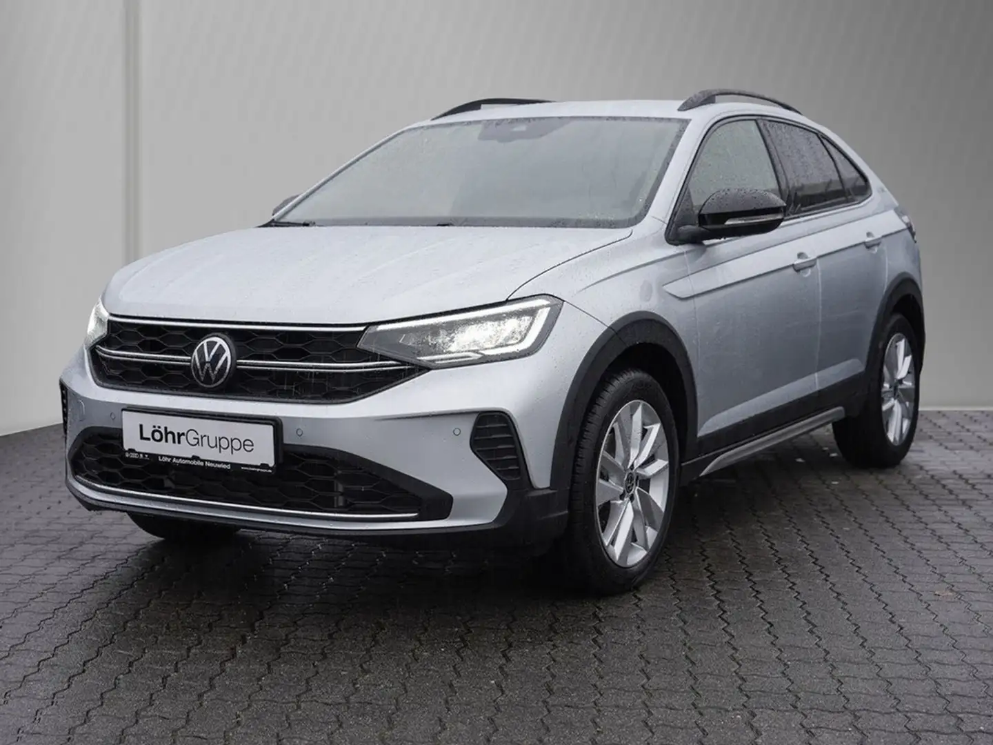 Volkswagen Taigo 1.5 TSI DSG GOAL + /Navi/LED/ACC/AHK/RFK Silber - 2