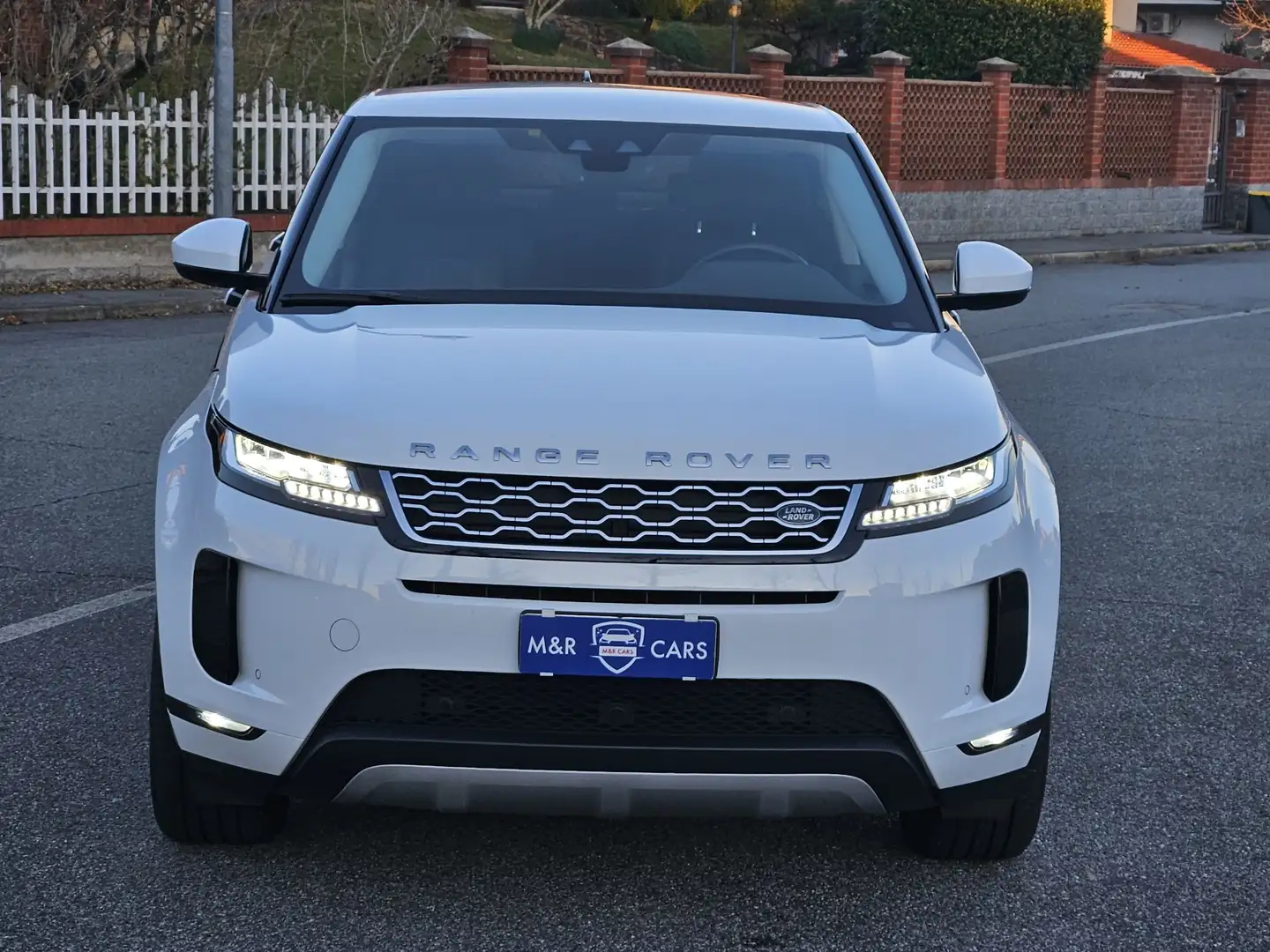 Land Rover Range Rover Evoque 2.0d i4 mhev HSE awd 150cv auto Bianco - 2