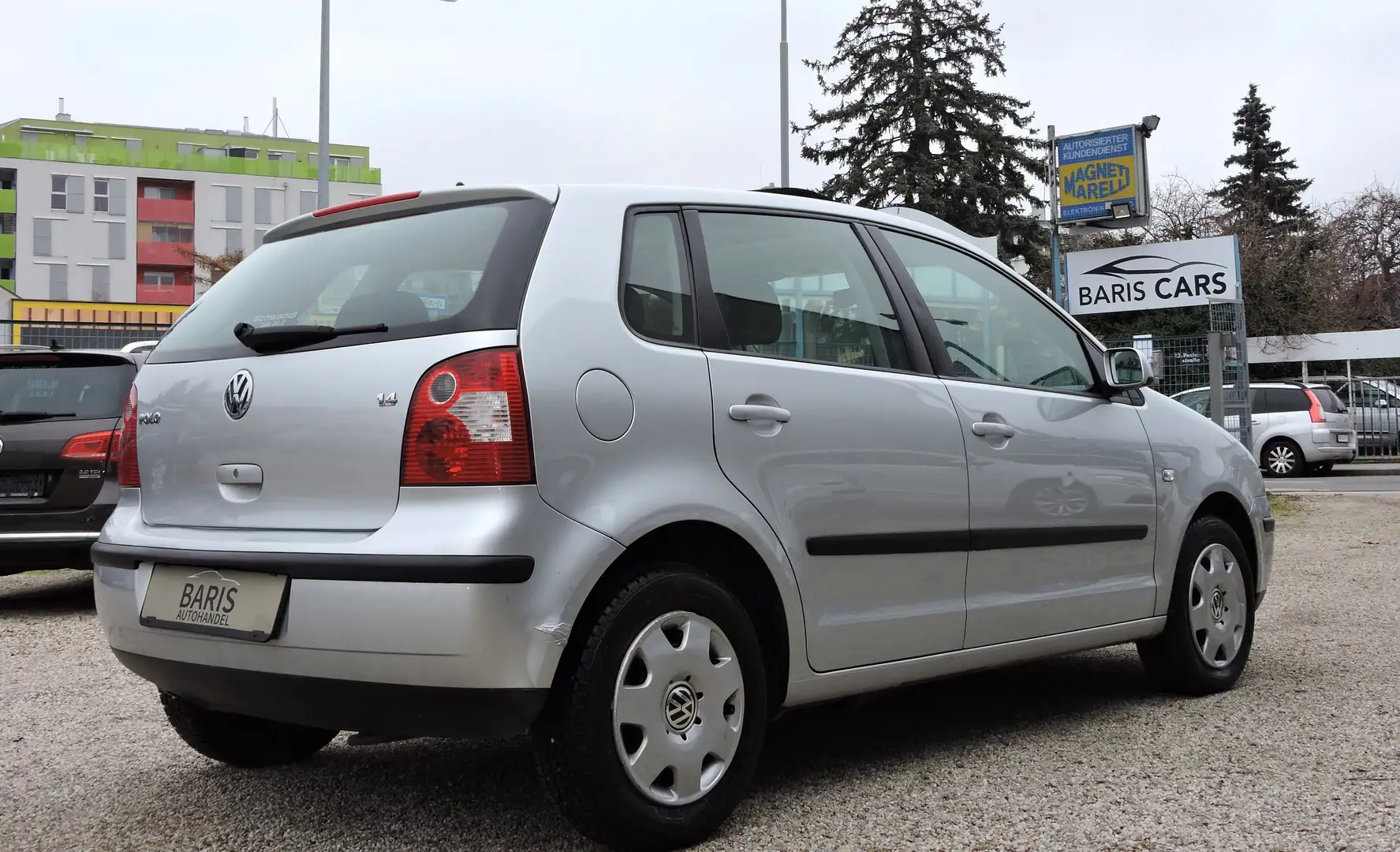 Volkswagen Polo Cool Family 1,4 Gris - 1