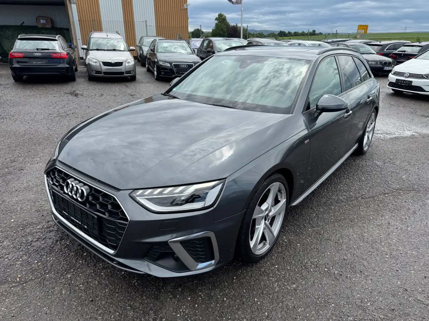 Audi A4 Avant 50 TDI Quatt S line Pano ACC LED Matrix Gris - 1