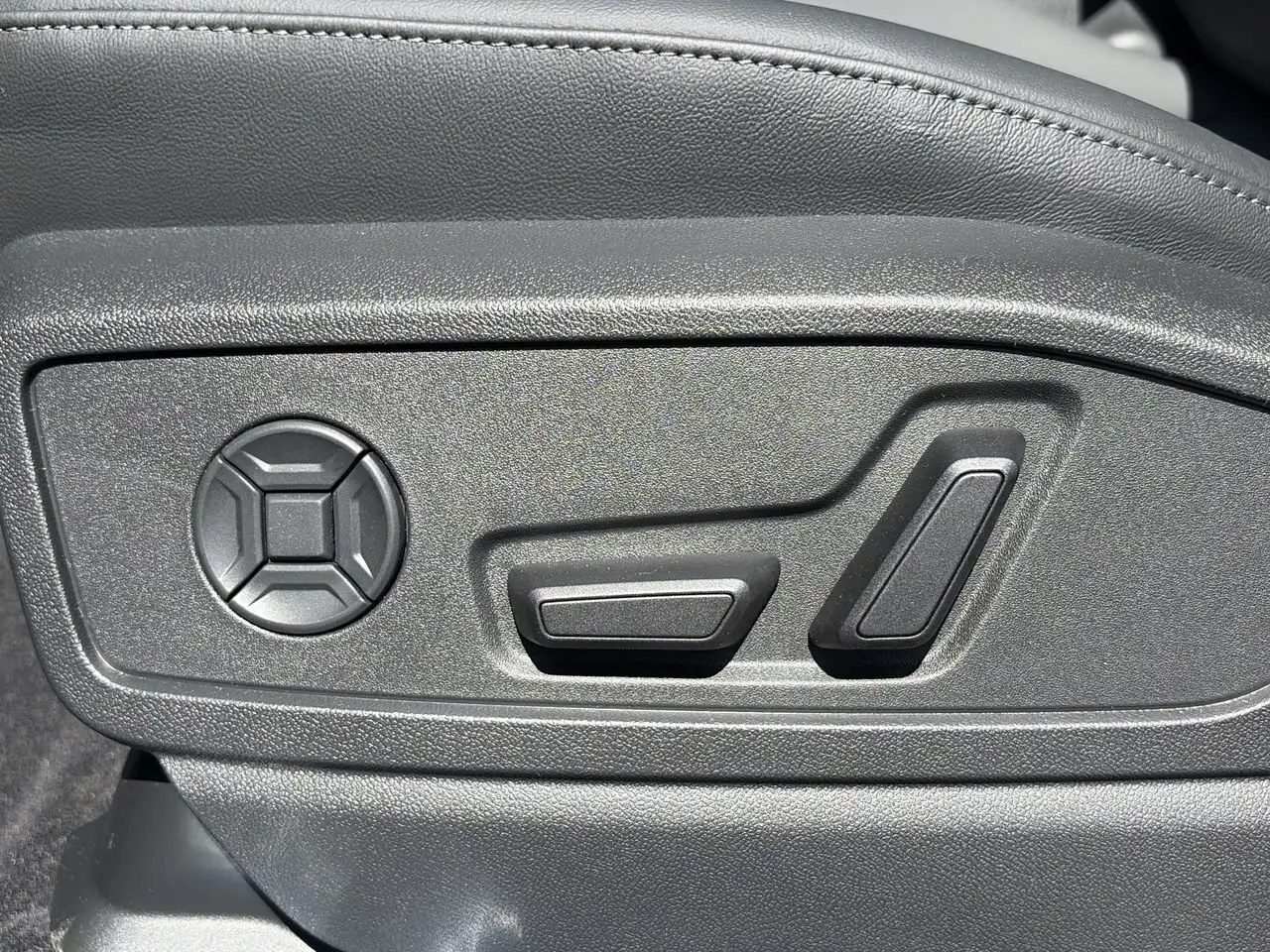 Audi Q5 снимка Audi Q5