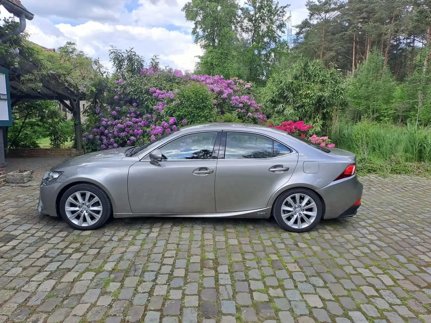 Lexus IS 300 IS 300h 2.5i Hybride Luxury Line Сірий - 1