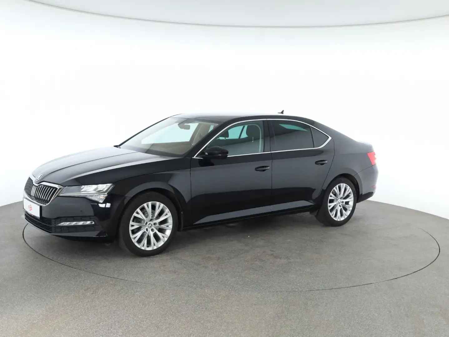 Skoda Superb 2.0 TDI Amb. DSG LED+RADAR+RFK+LENKRDHZG Schwarz - 2