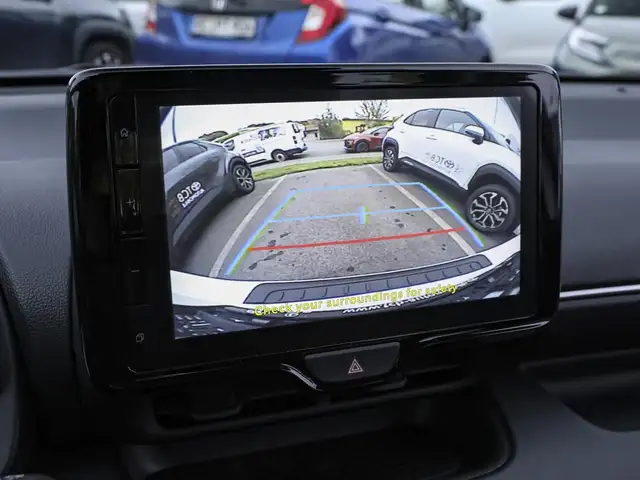 Toyota Yaris view 12