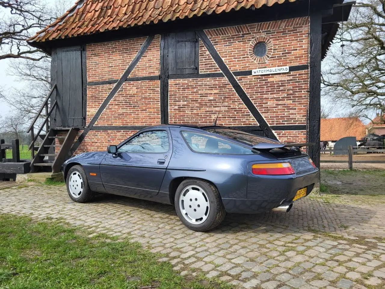 Porsche 928 S4 Aut., foto 4