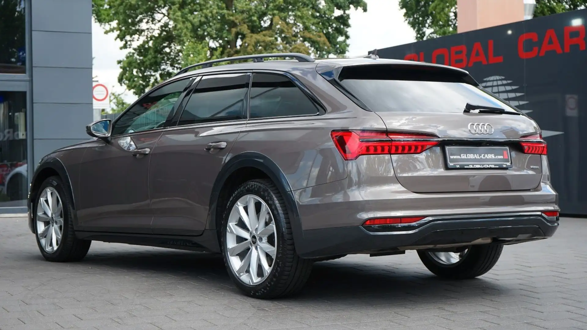 Audi A6 allroad A6 45TDi ALLROAD*MATRIX LED*BLACK PACK*20"ALU* Braun - 2