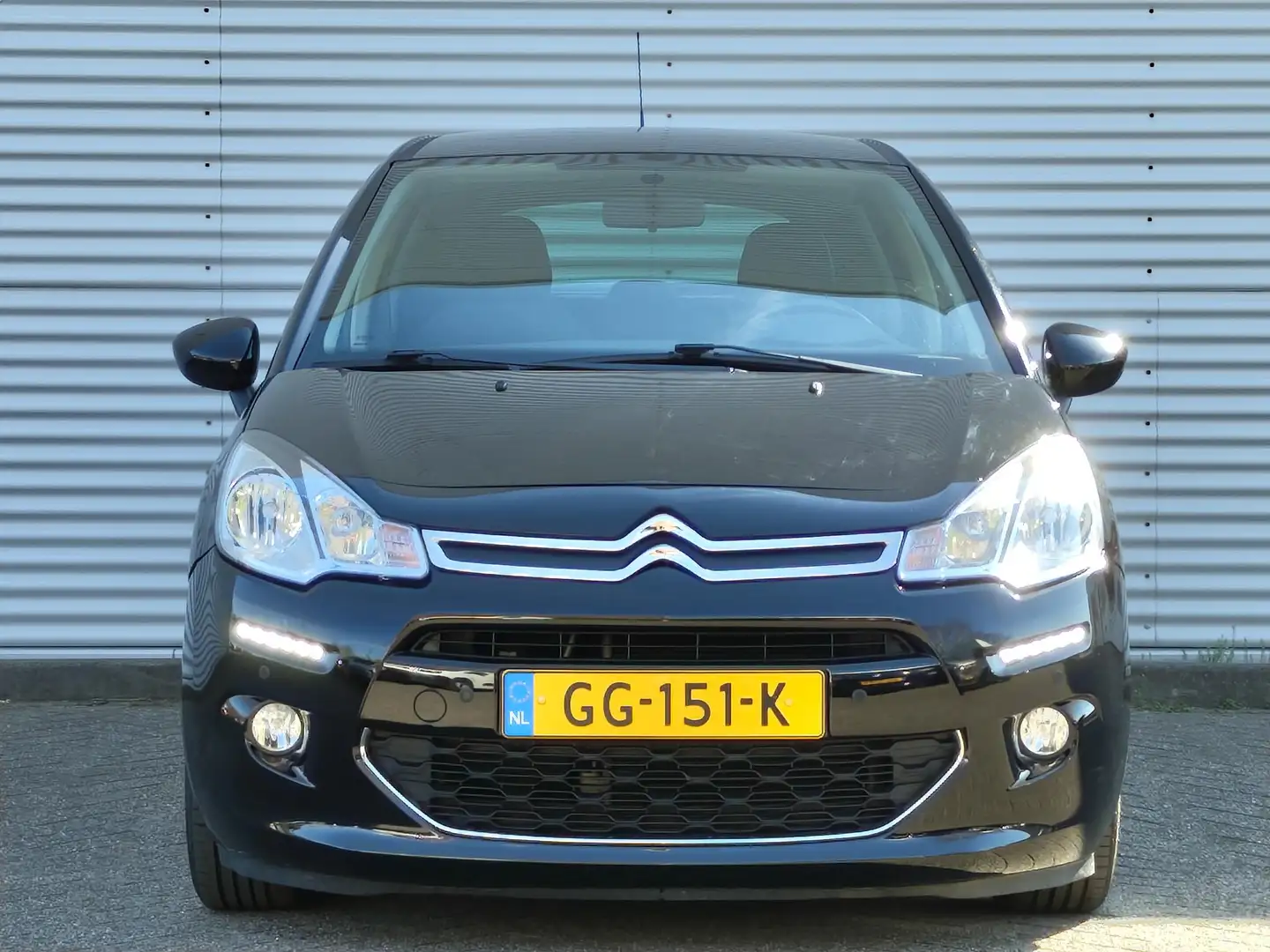 Citroen C3 Collection 1.2 PureTech 82pk ETG AUTOMAAT | NAVI | Zwart - 2