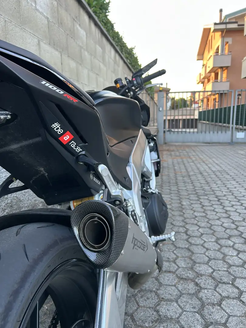 Aprilia Tuono V4 RR Černá - 1