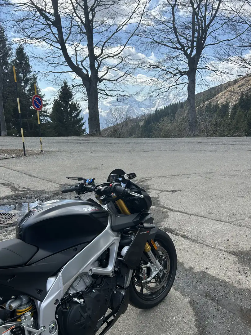 Aprilia Tuono V4 RR Černá - 2