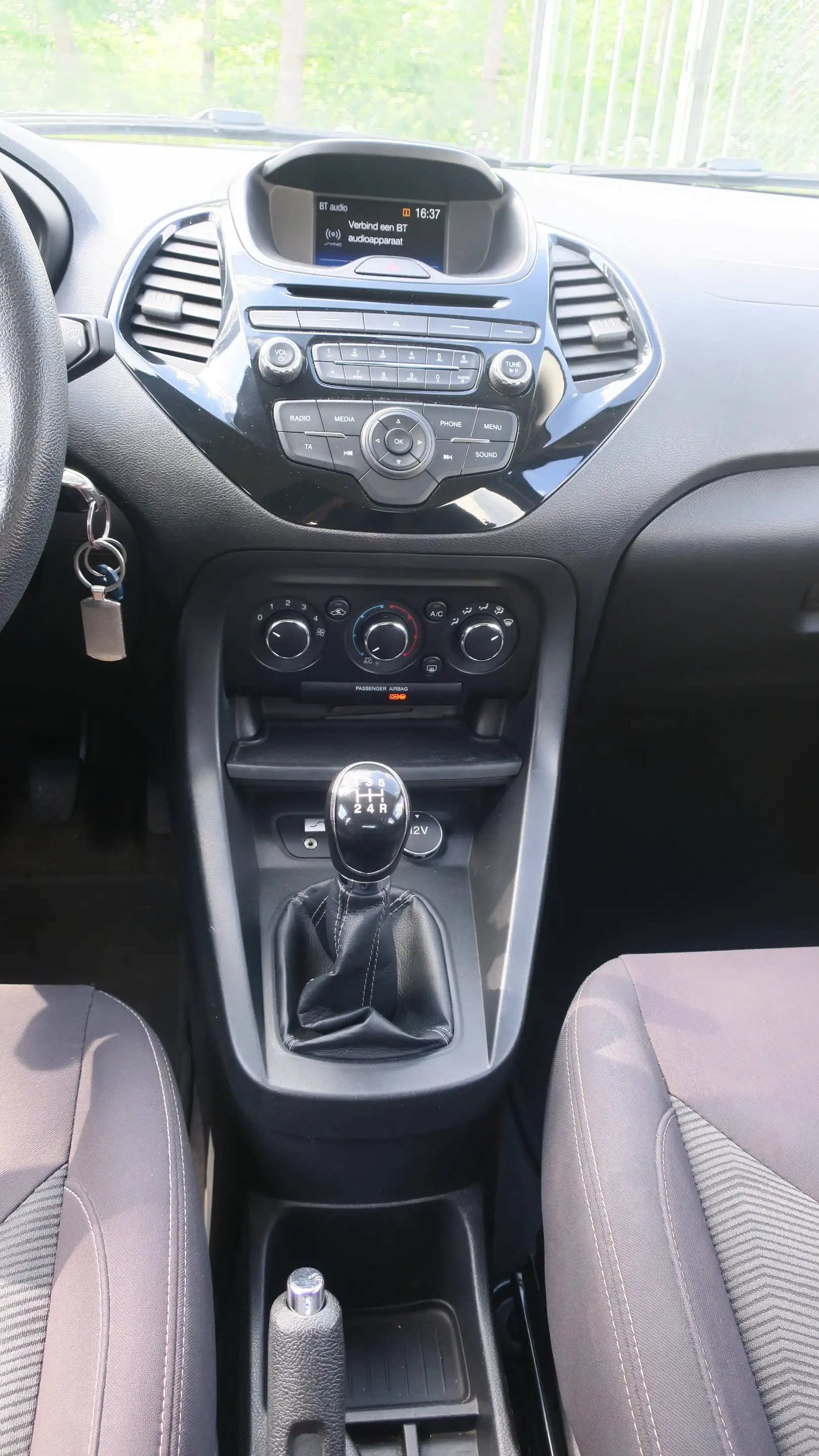 Ford Ka/Ka+ Ka 1.2i Ultimate — photo 9