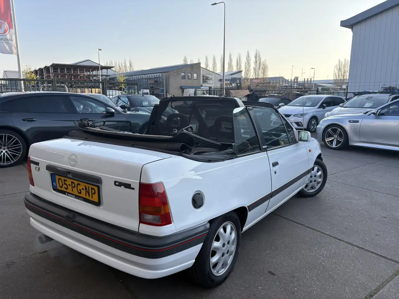 Opel Kadett 1.6i bertone cabriolet, foto 6