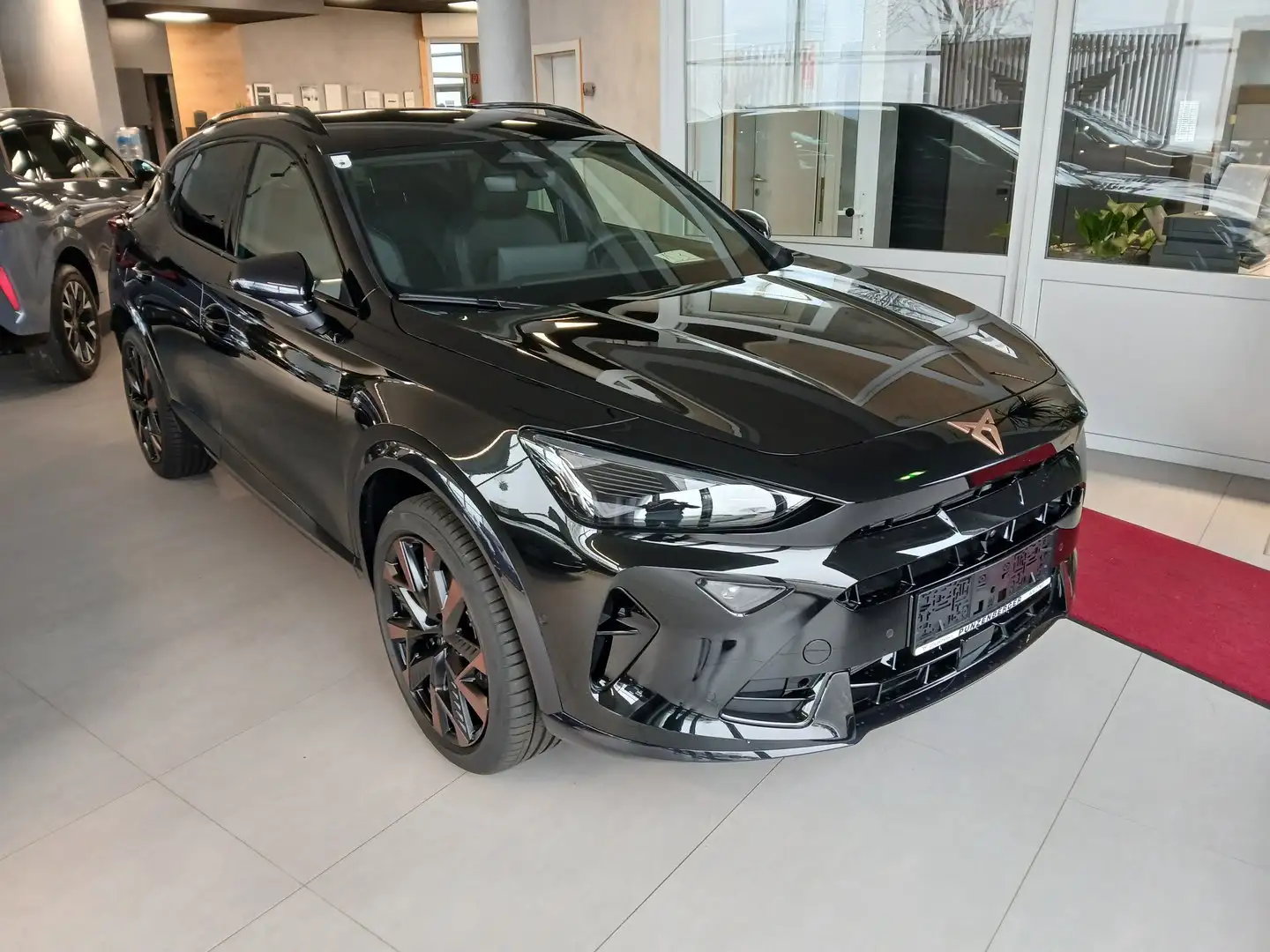 CUPRA Formentor 1.5 e-TSI 150 PS DSG Schwarz - 1