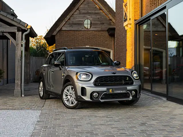 MINI Cooper Countryman SE ALL4 / Pano / Head-Up / ACC / Stoelverwarming