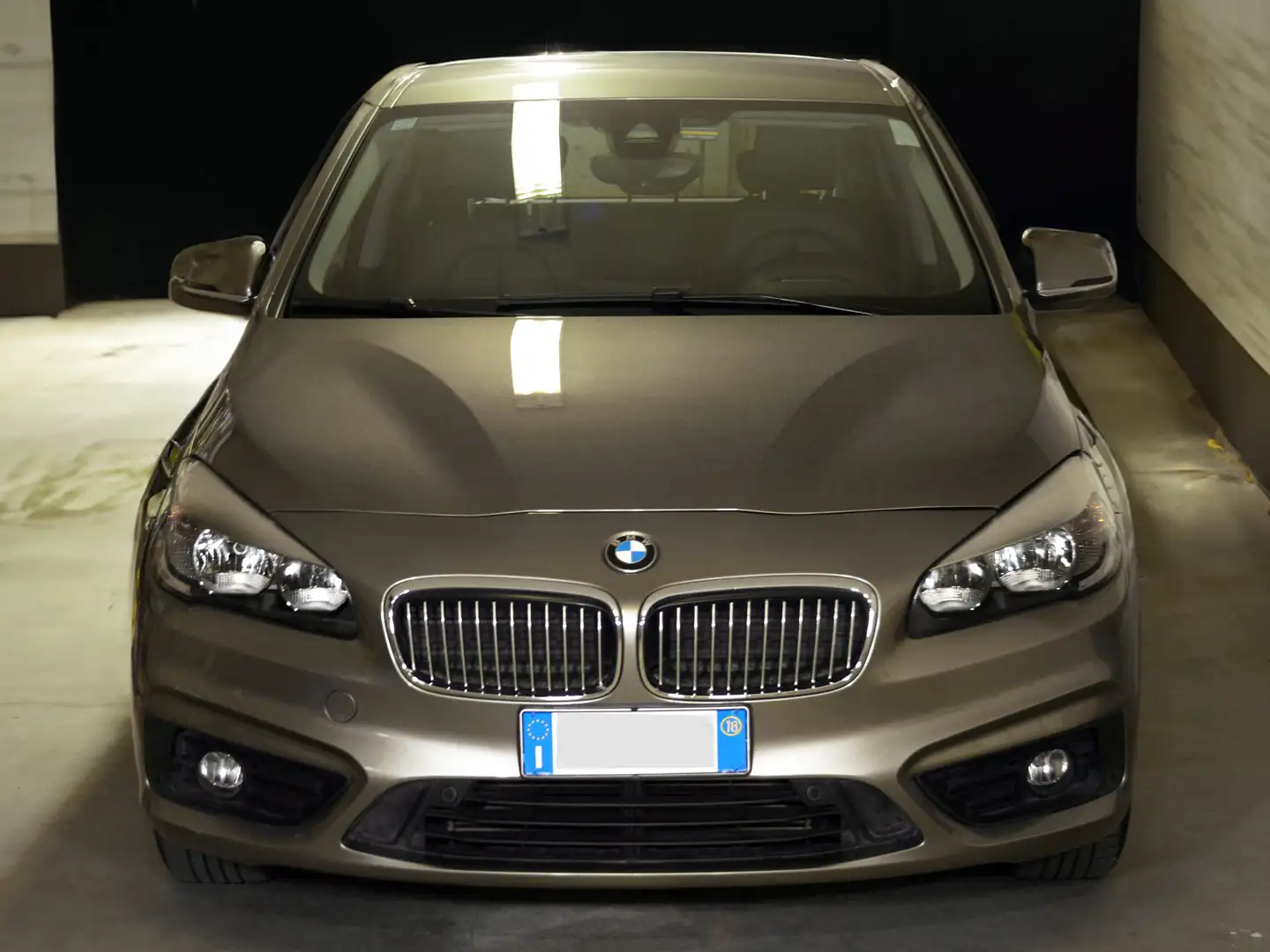 BMW 216 Serie 2 F45 2018 Active Tourer 216d Active torer Bronzová - 1