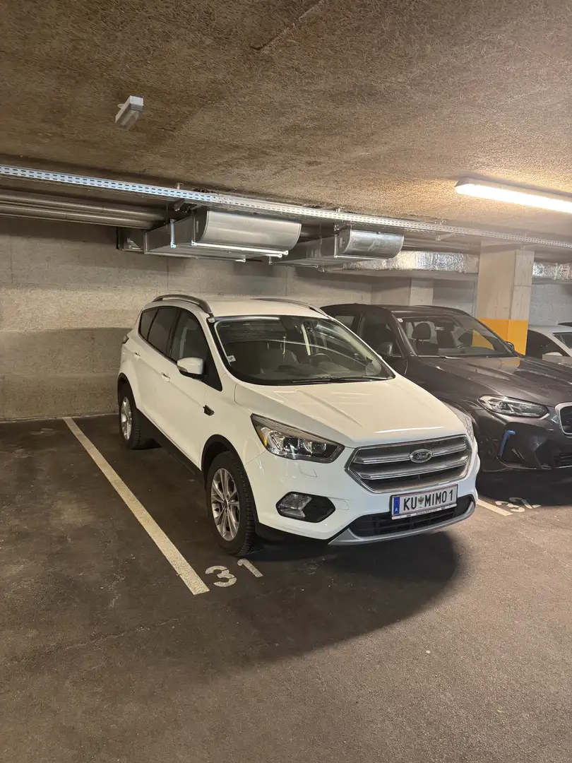 Ford Kuga 2.0 TDCi Titanium - 1
