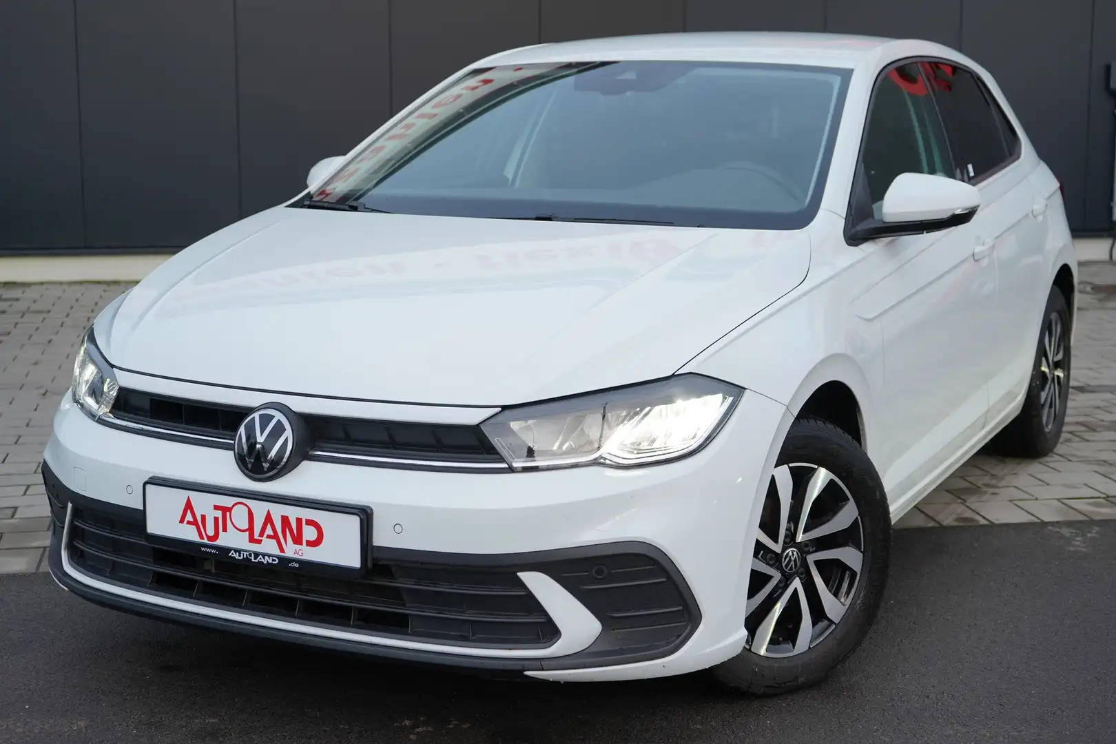 Volkswagen Polo VI 1.0 Active LED Spurhalte Tempomat PDC Weiß - 2