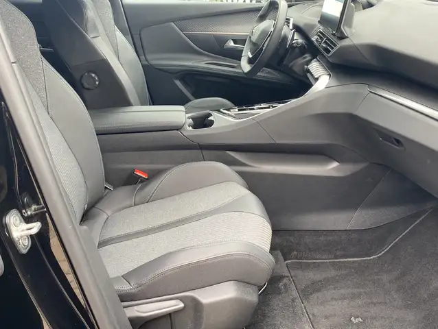 Peugeot 3008 view 12