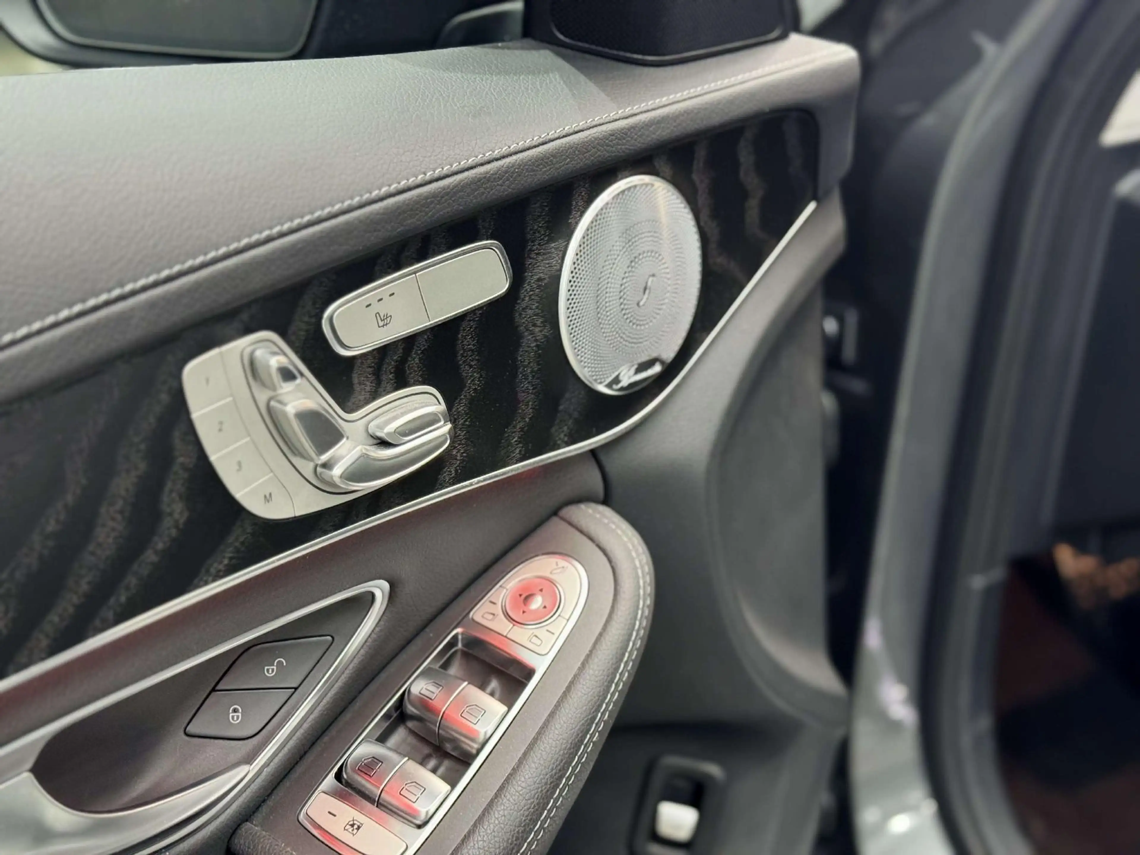Mercedes-Benz C 400 T*Allrad*MB100Garantie*360Kamera*VOLL Digital*Burm — photo 14