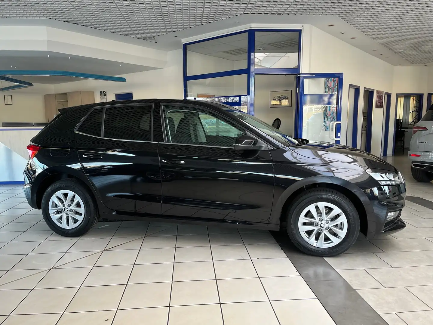Skoda Fabia 1.0 TSI-DSG-115PS Top-Selection Schwarz - 1