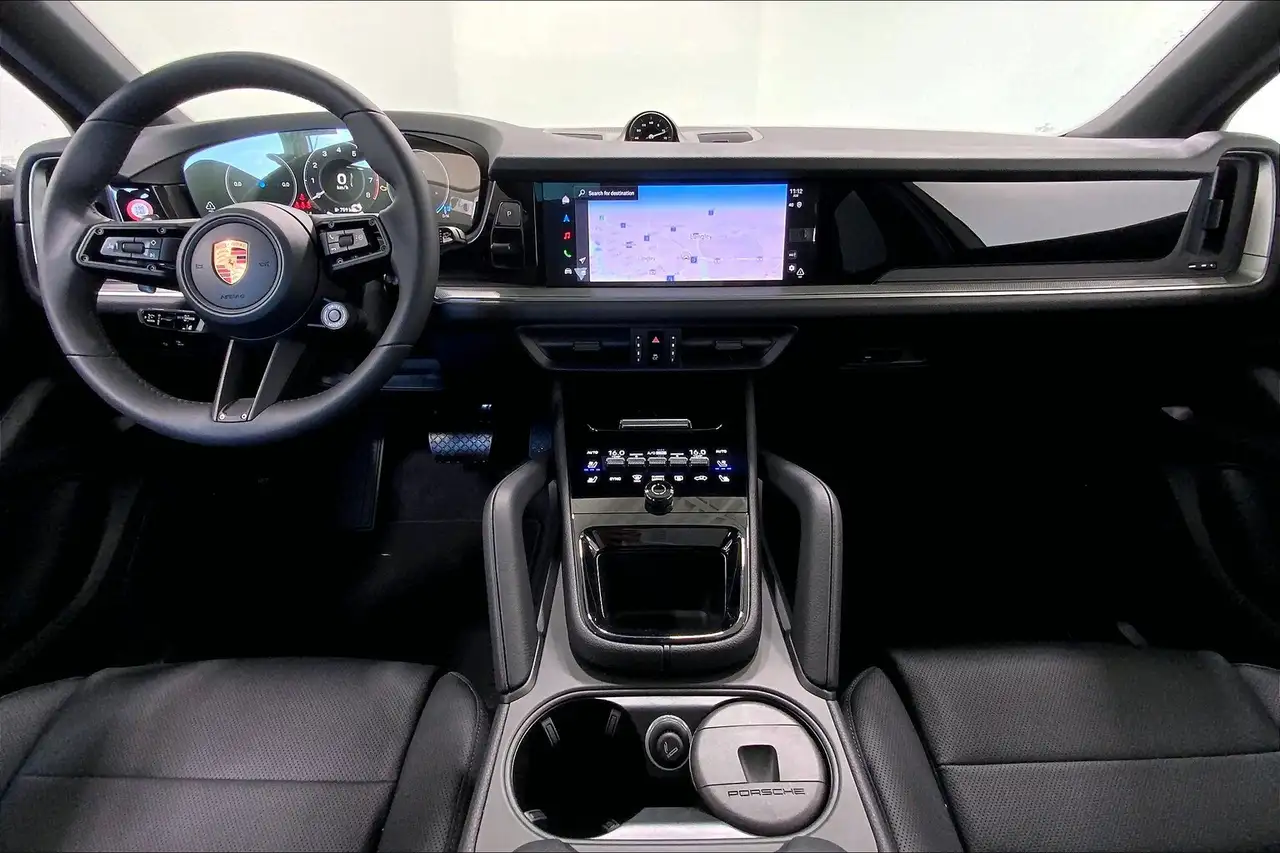 Porsche Cayenne снимка Porsche Cayenne