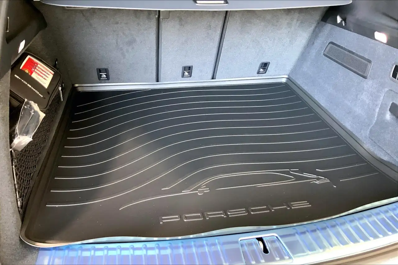 Porsche Cayenne снимка Porsche Cayenne