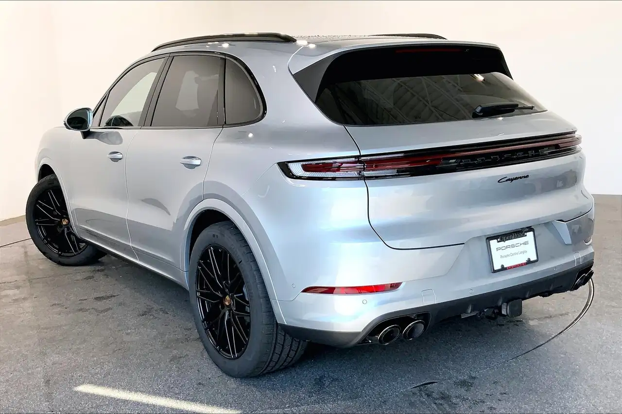 Porsche Cayenne снимка Porsche Cayenne