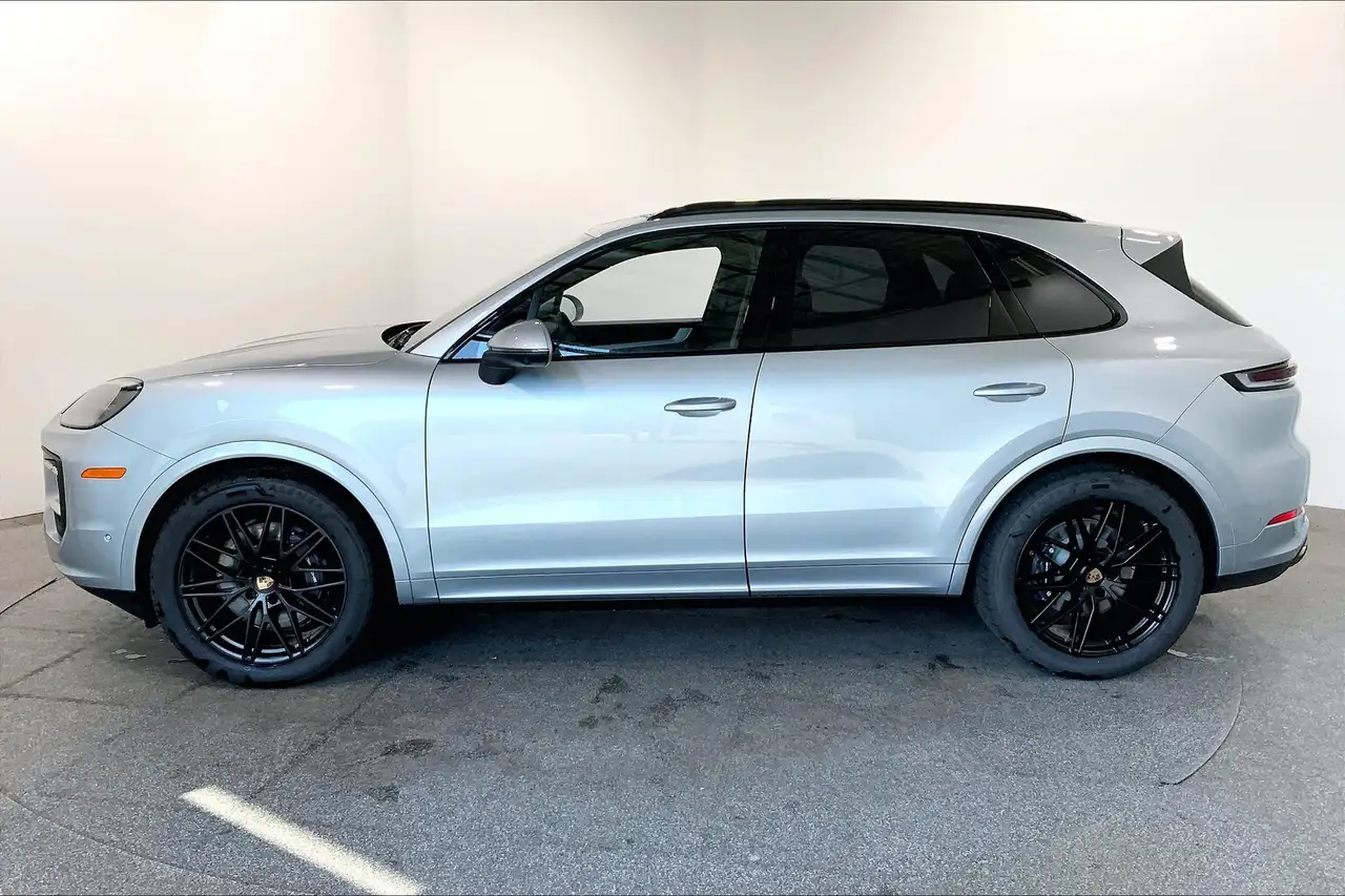 Porsche Cayenne снимка Porsche Cayenne