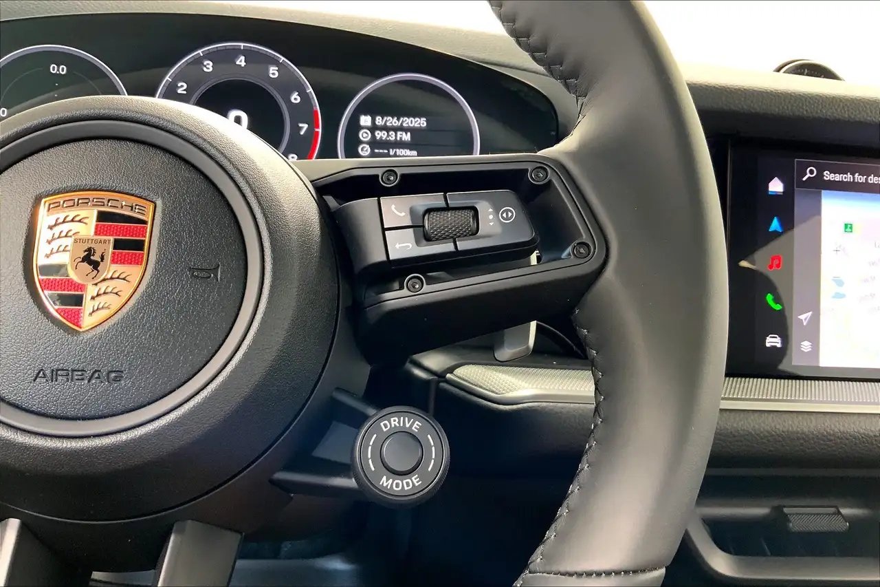 Porsche Cayenne снимка Porsche Cayenne