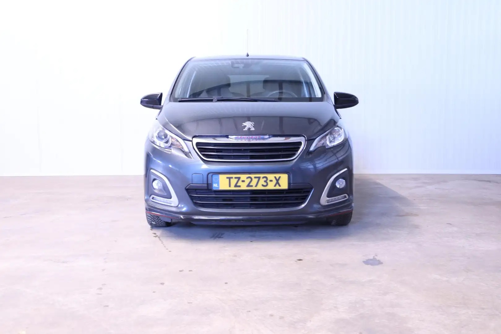 Peugeot 108 1.0 e-VTi GT-Line KEYLESS - NAV - CLIMATE - AUTOM. Gris - 2