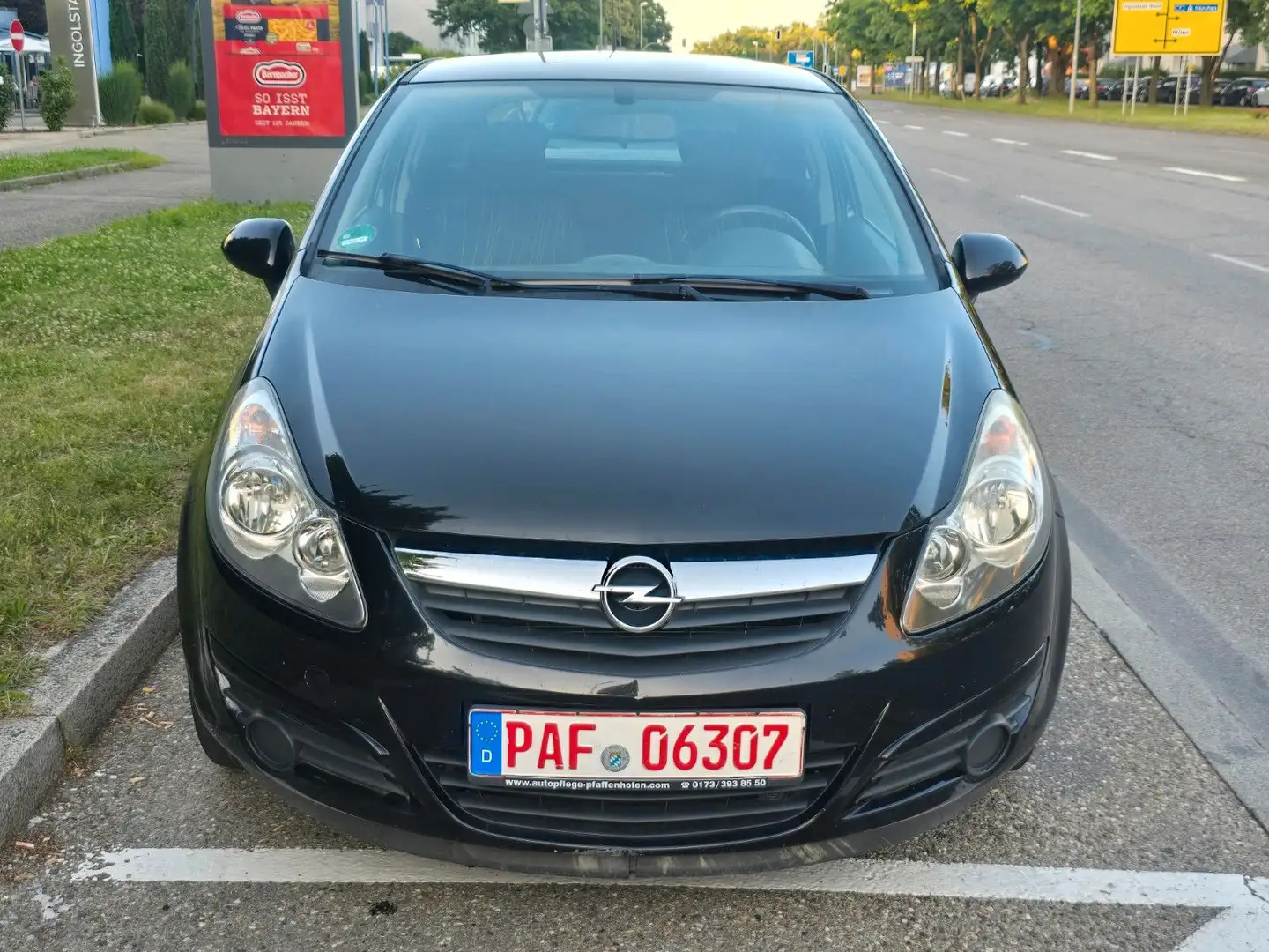 Opel Corsa D Selection Schwarz - 2
