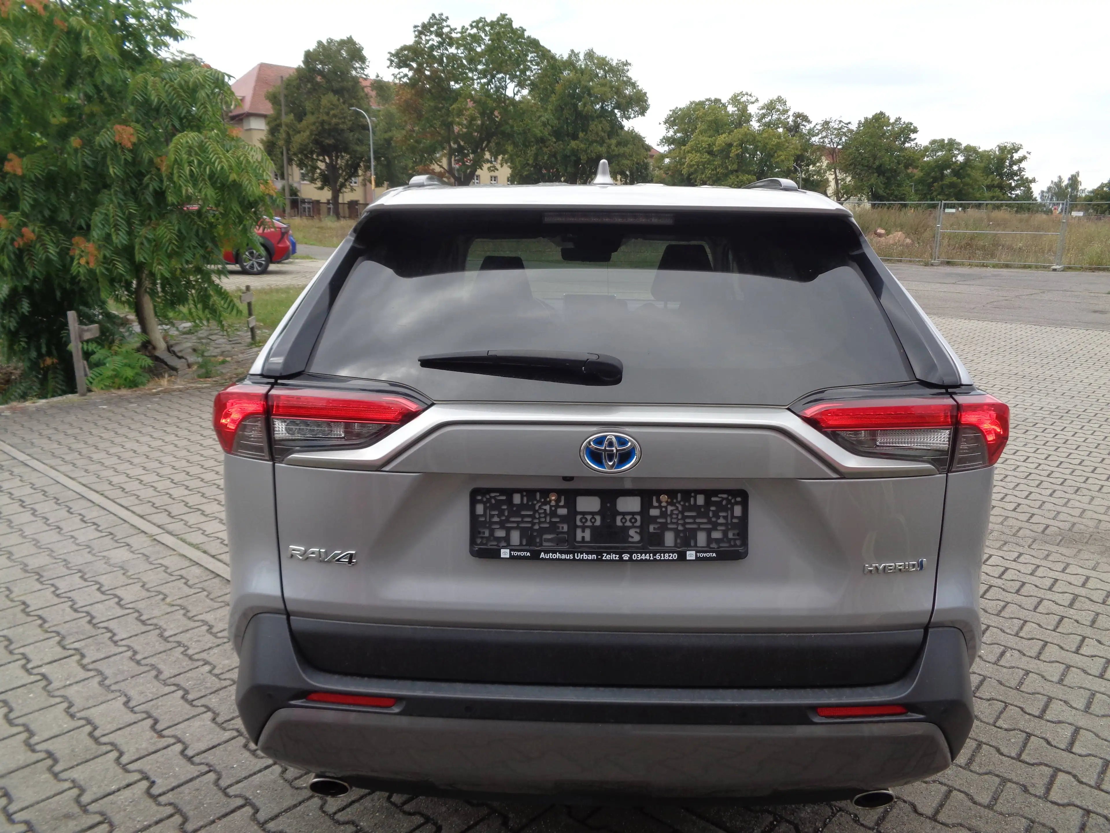 Toyota RAV 4 Hybrid 4x2 Team Deutschland — photo 4