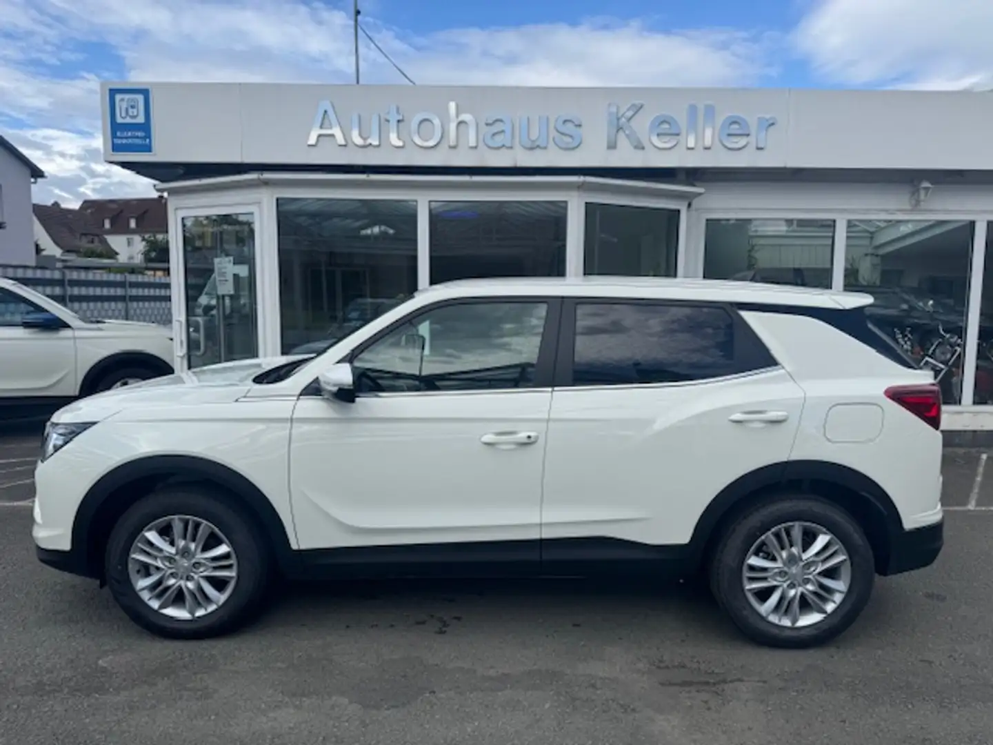 KGM Korando 1.5 T-GDi 120kW Nomad Blanco - 1