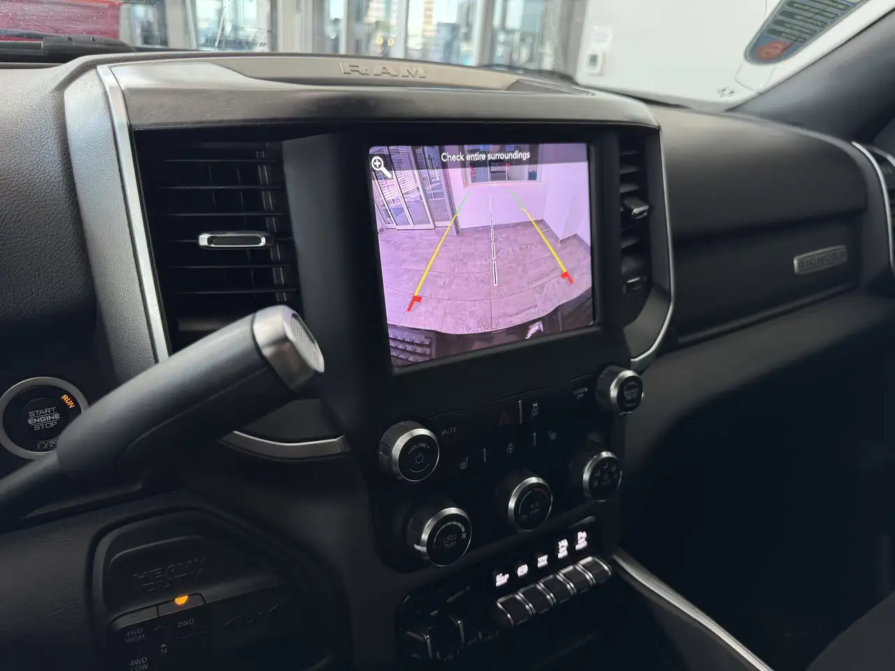RAM 3500 снимка RAM 3500