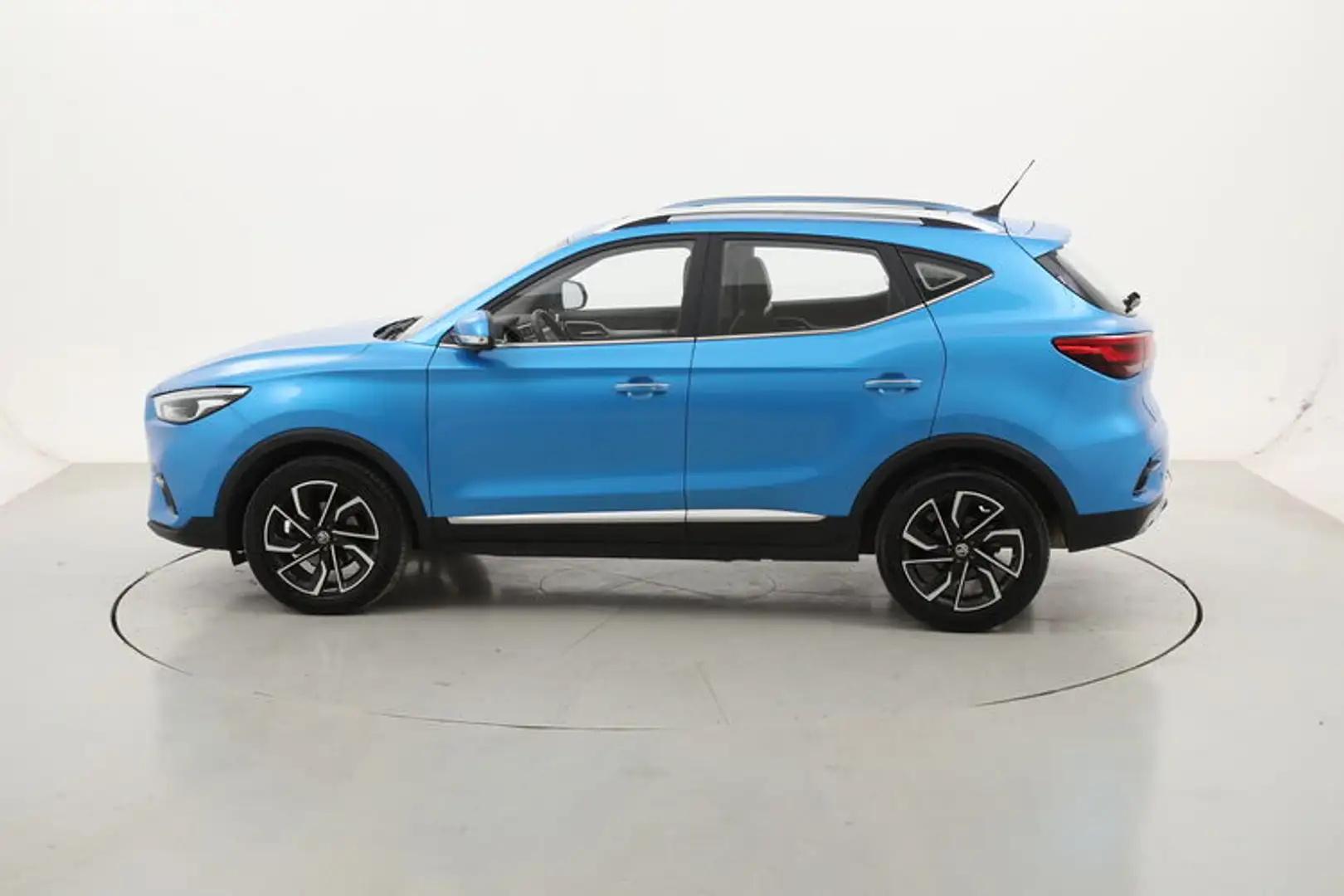 MG ZS Luxury 1.0 Benzina 111CV Blu/Azzurro - 2