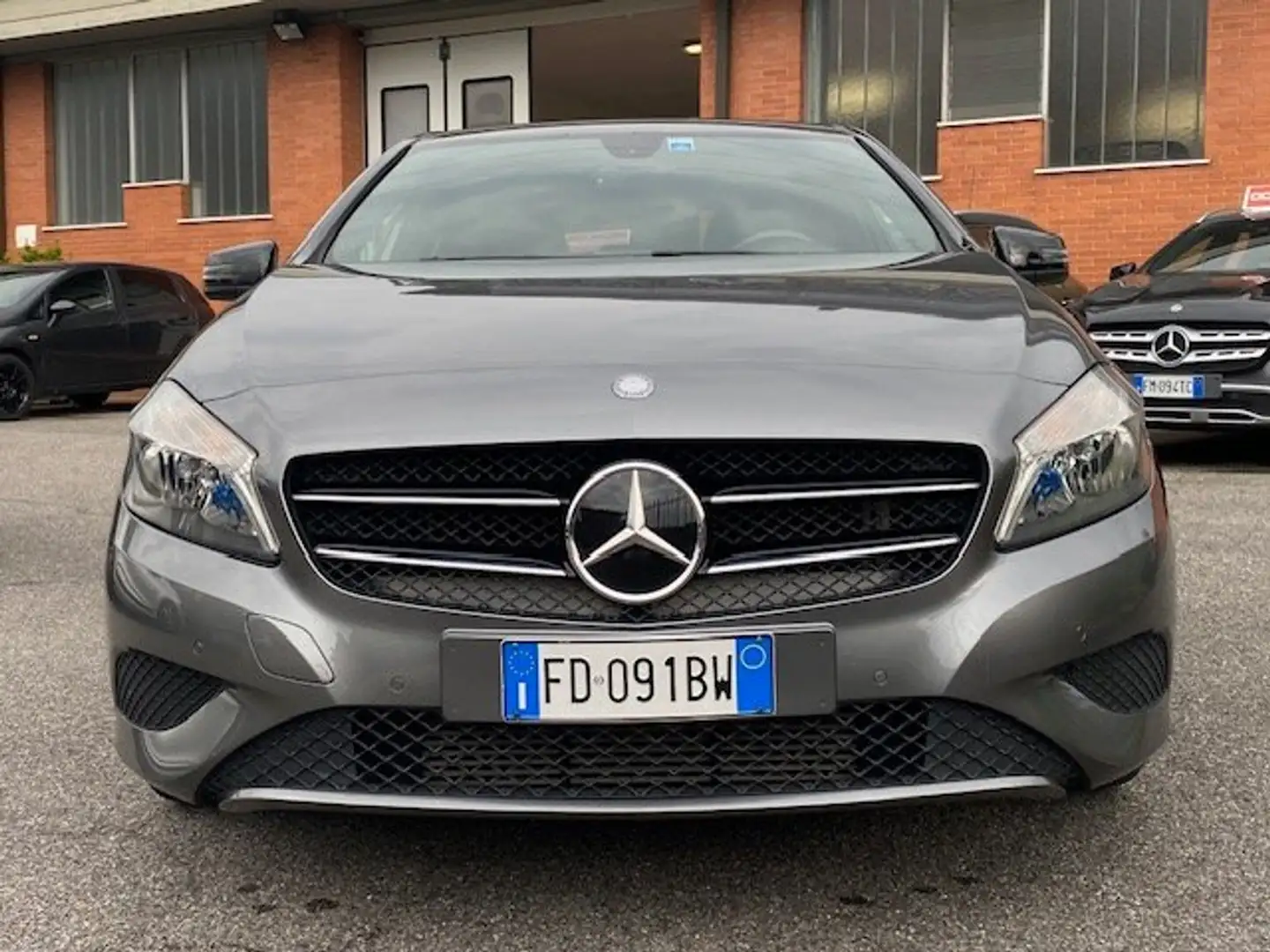 Mercedes-Benz A 200 A 200 cdi Dark Night edition Grigio - 2