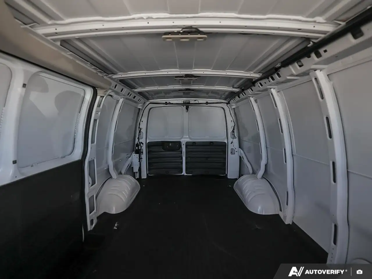 Chevrolet Express 2500 снимка Chevrolet Express 2500