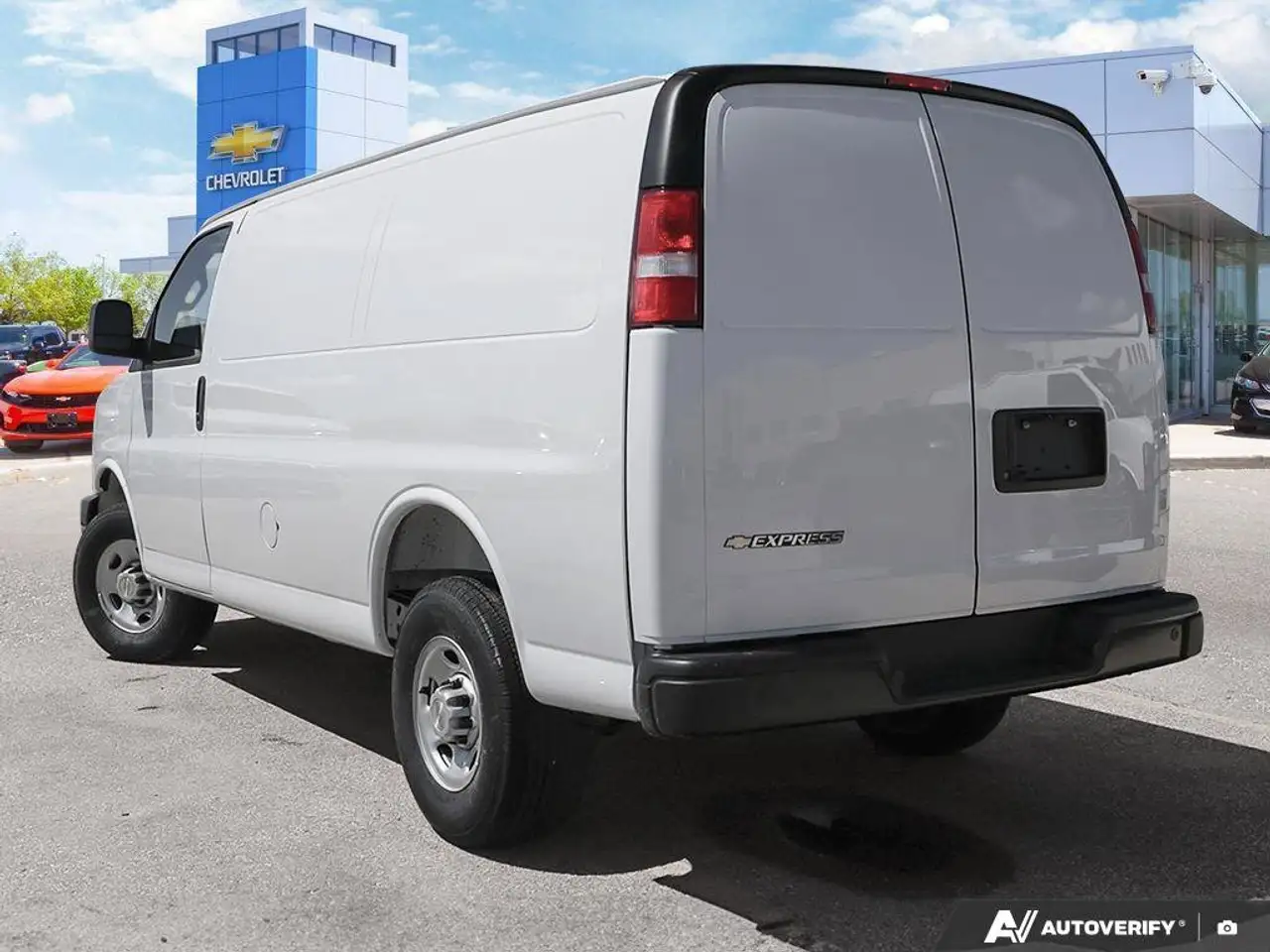 Chevrolet Express 2500 снимка Chevrolet Express 2500