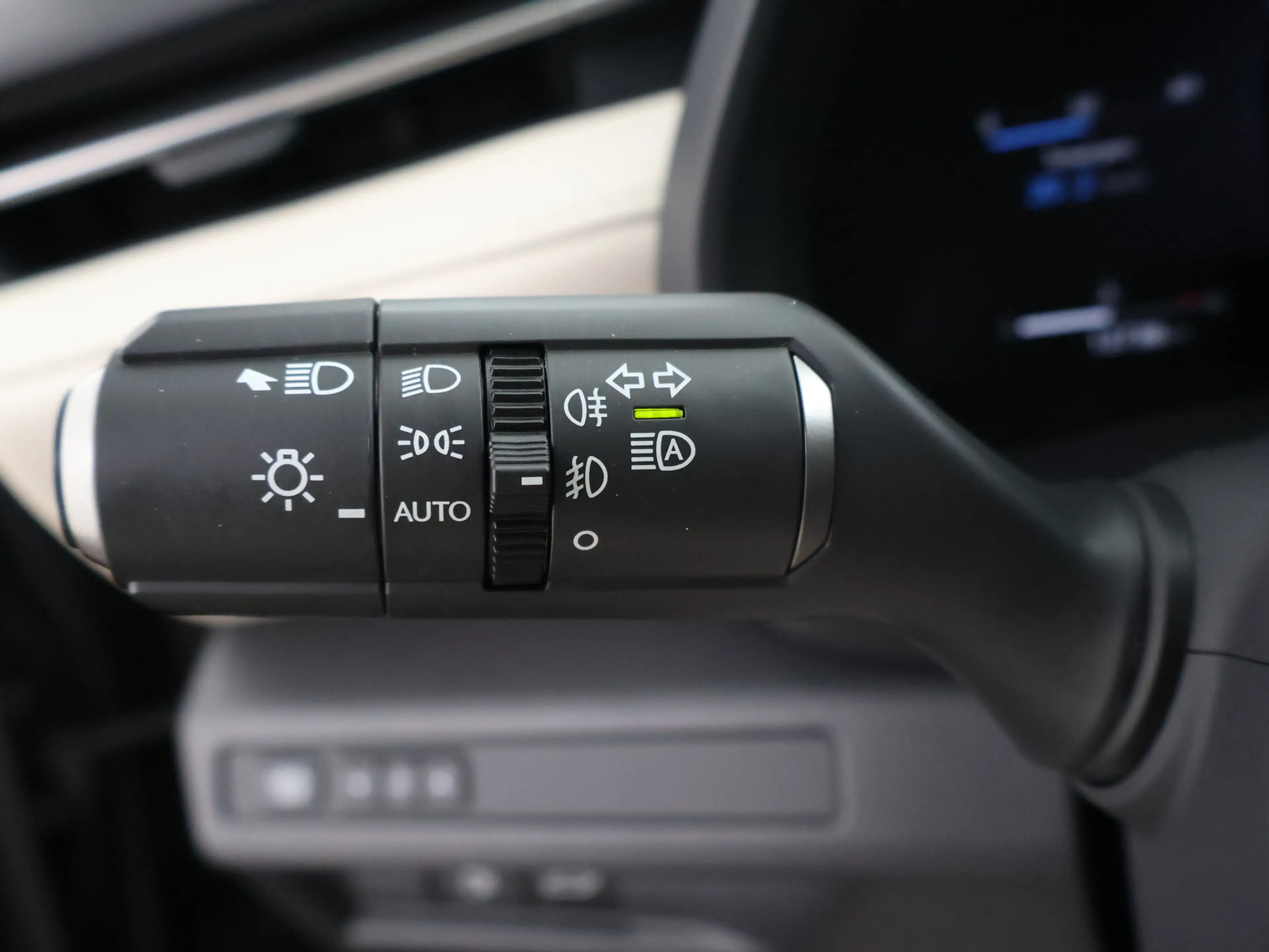 Lexus LBX Elegant 2WD Advanced Pack | Lederen bekleding | St — photo 12