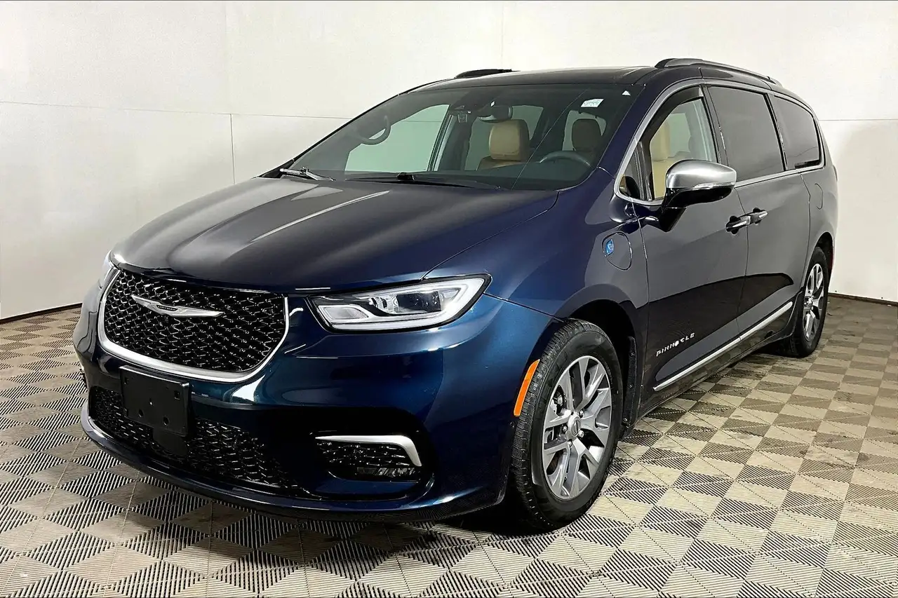 2023 Chrysler Pacifica