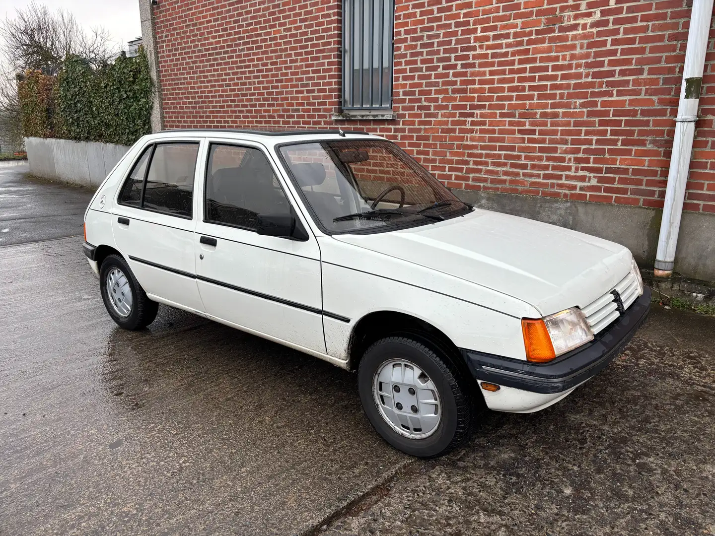 Peugeot 205 1.6 automatic prête à imatriculer ! Wit - 2