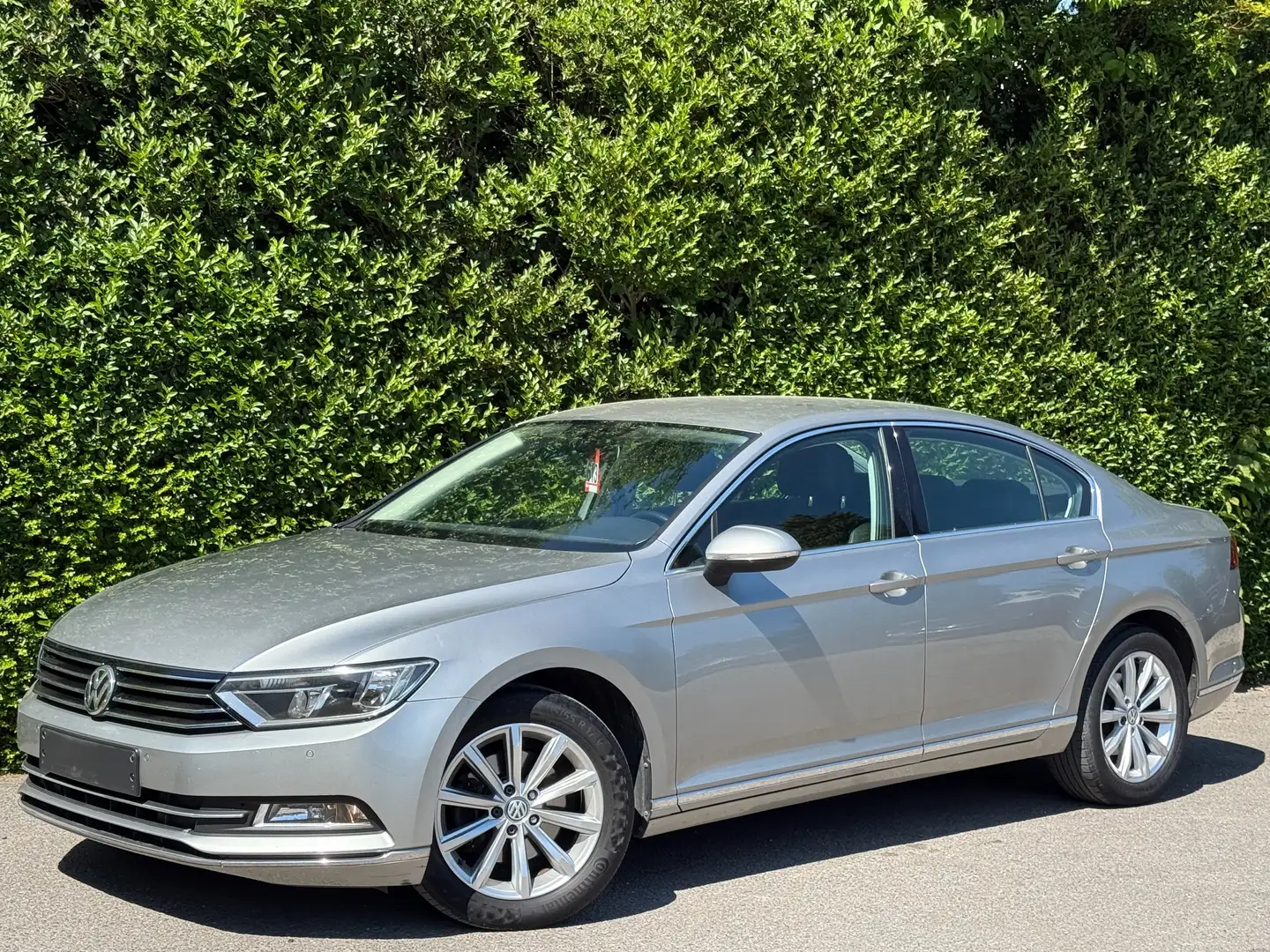 Volkswagen Passat 1.6 CR TDi DSG+NAVI+VIRTUAL+CAMERA+JANTES+EU 6B Grijs - 1