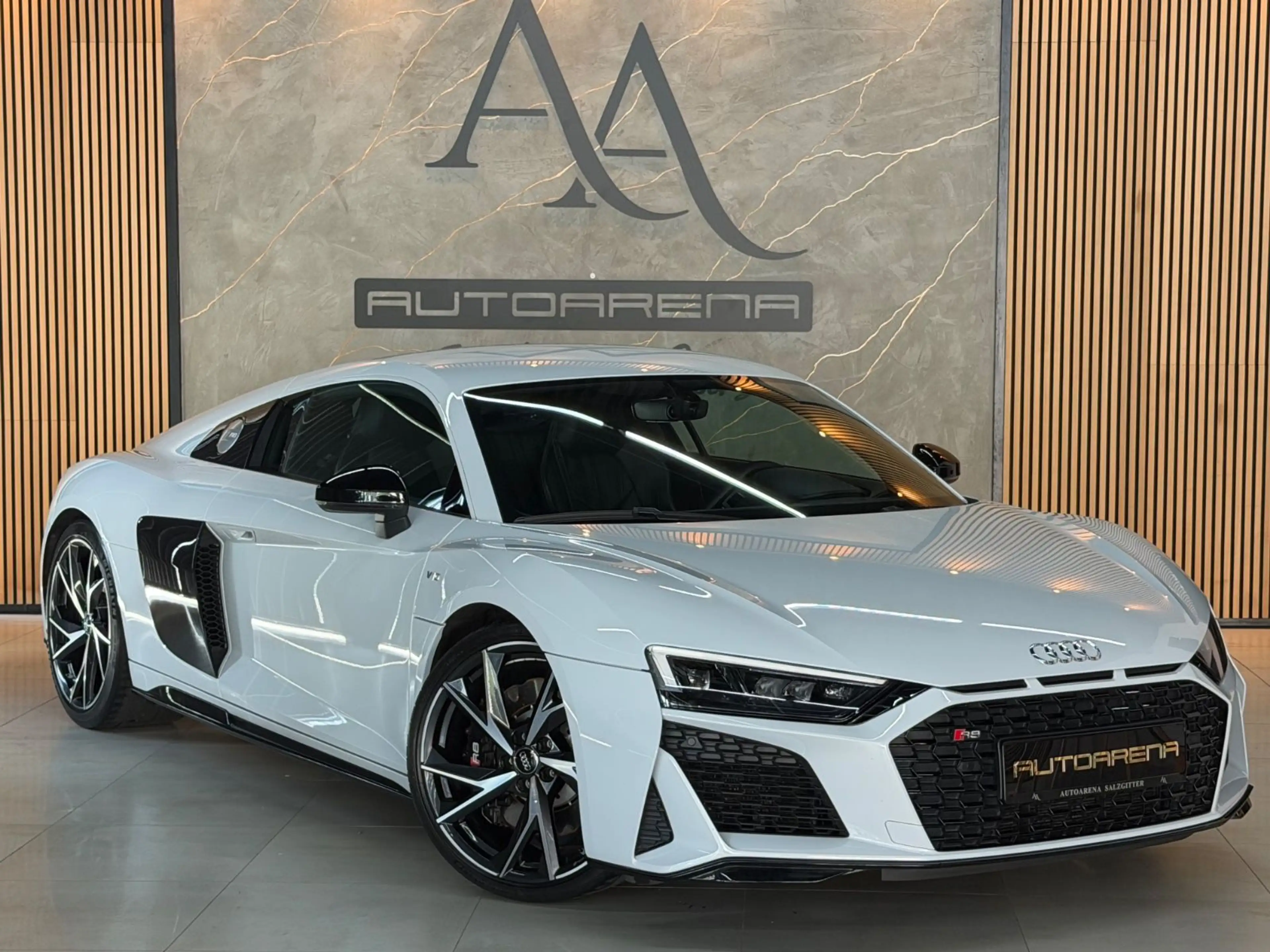 Audi R8 Coupe 5.2 ''V10''*LED*B&O*R.KAM*