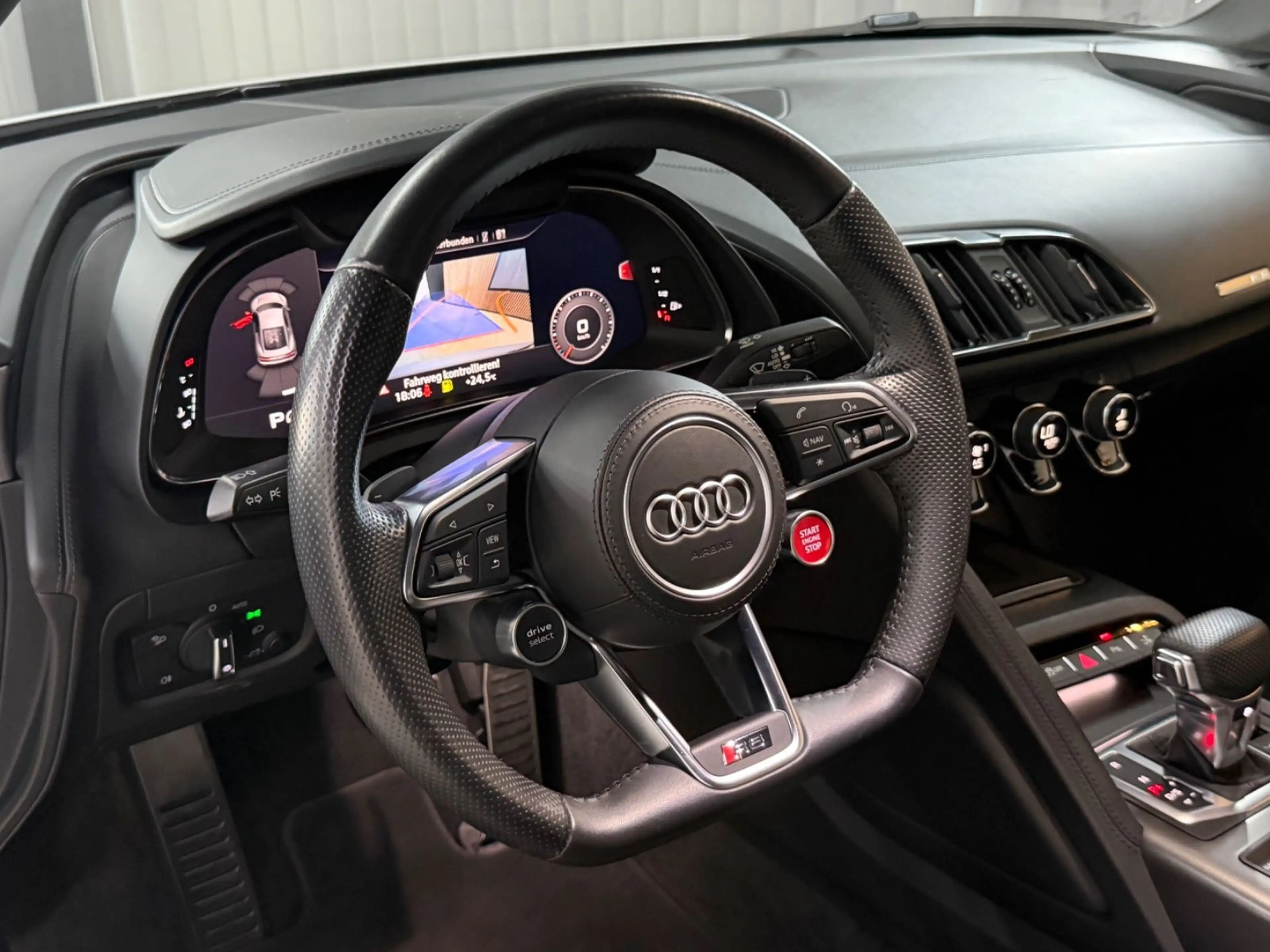 Audi R8 Coupe 5.2 ''V10''*LED*B&O*R.KAM* — photo 12