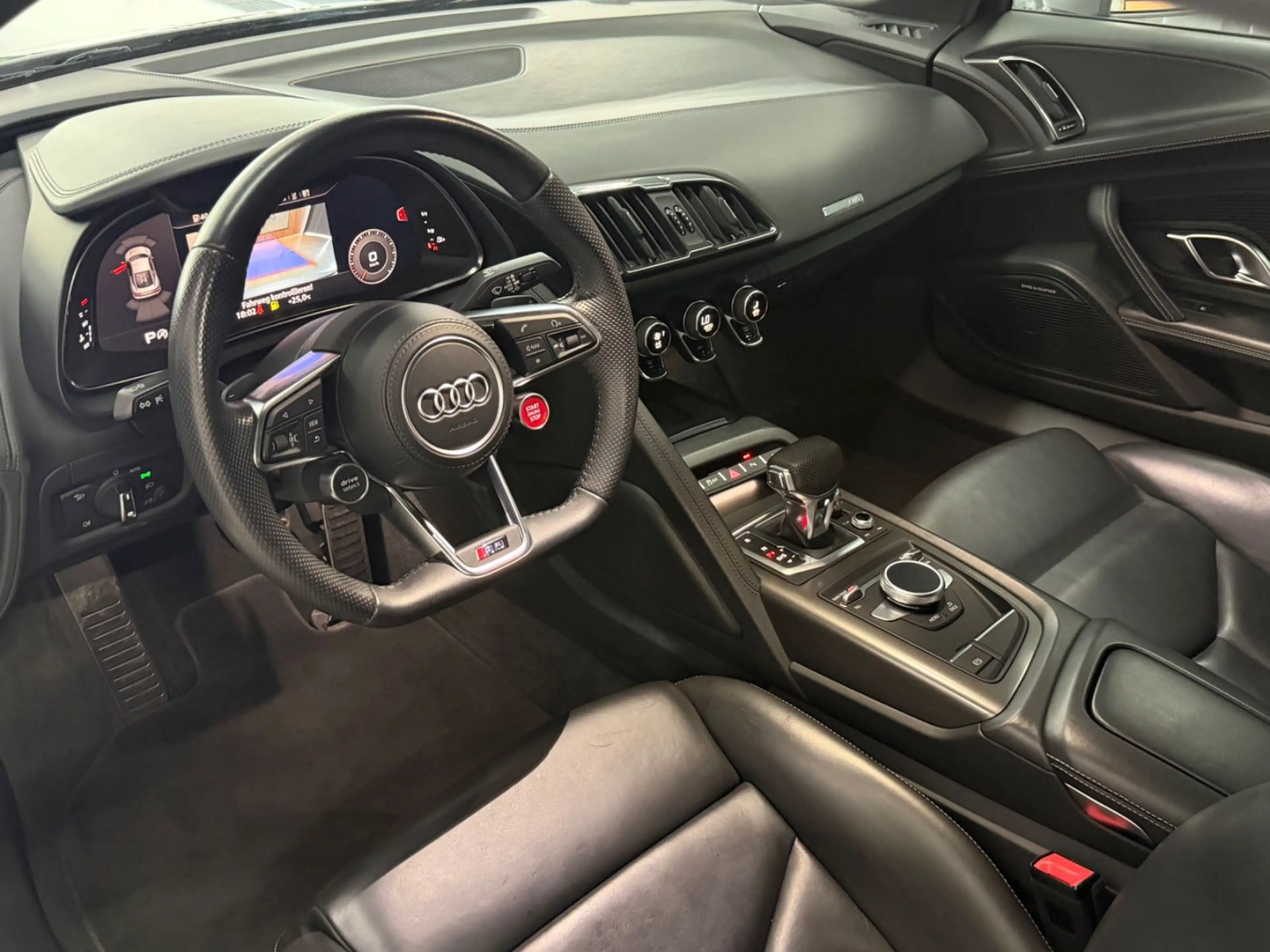 Audi R8 Coupe 5.2 ''V10''*LED*B&O*R.KAM* — photo 11